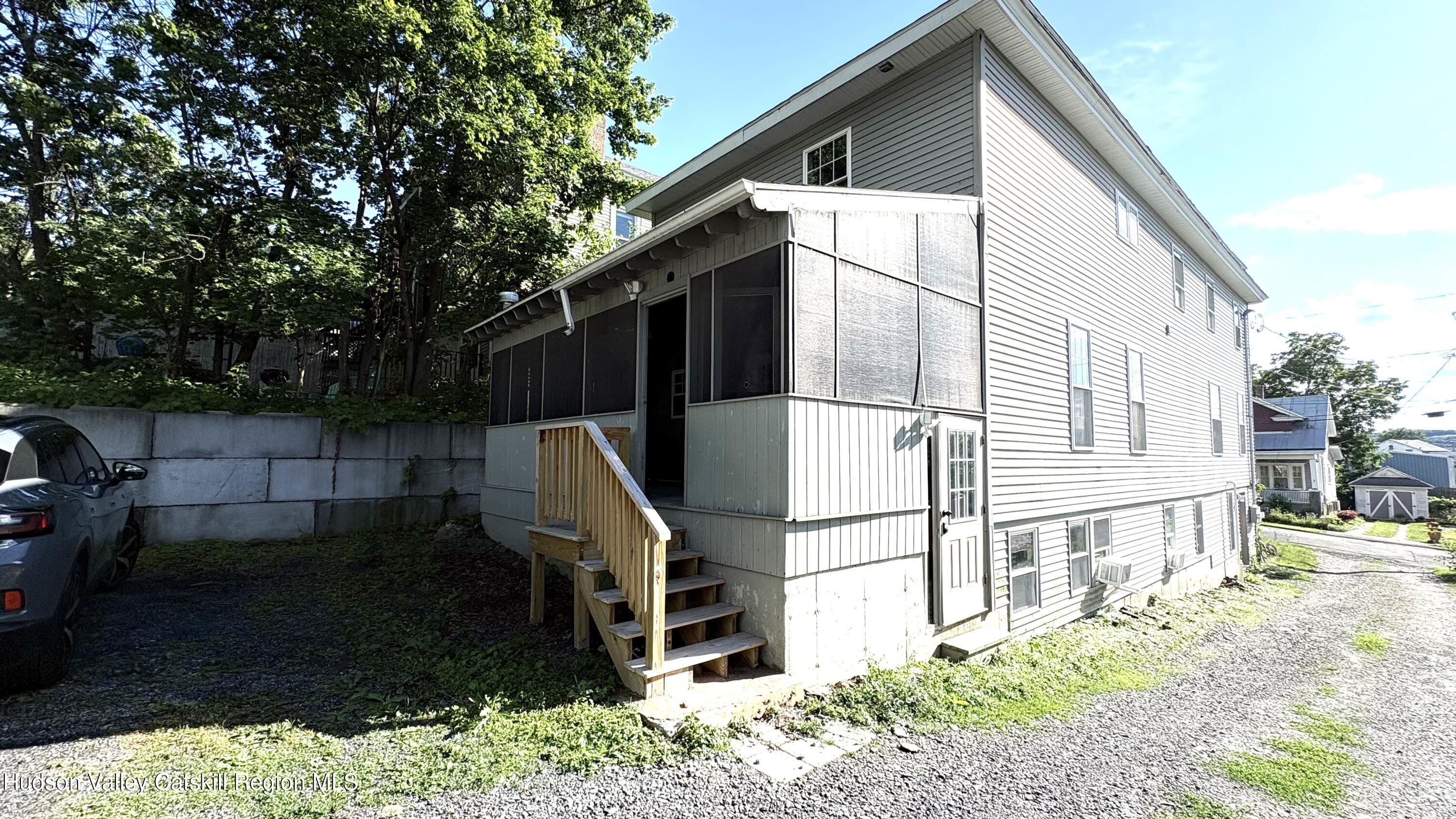 16 Mckinstry Place, Bet Columbia St and Green #1