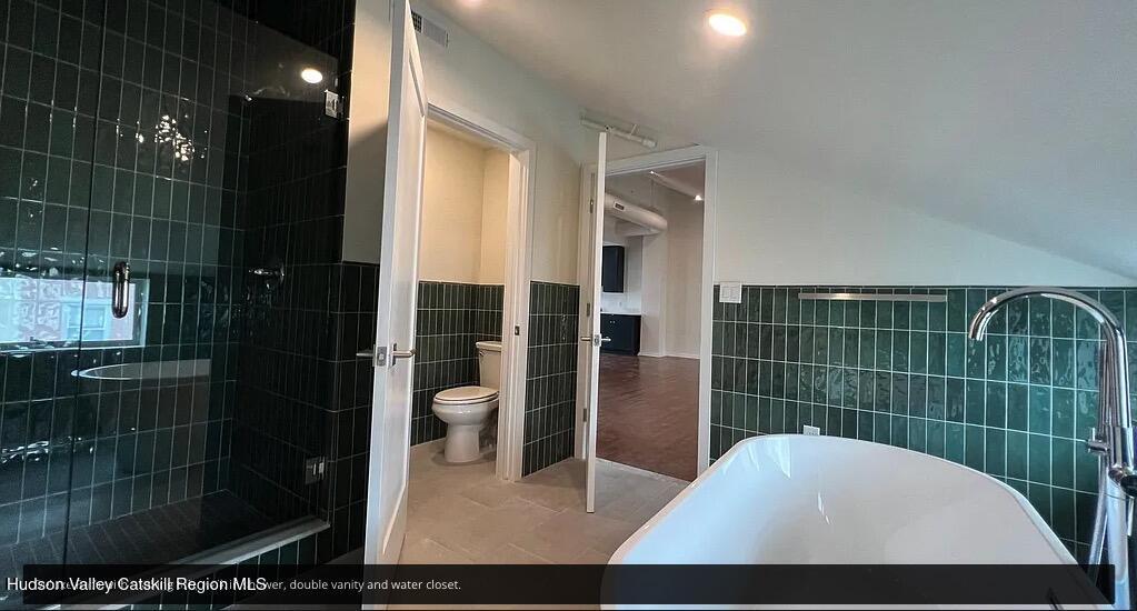 205 Warren Street 3