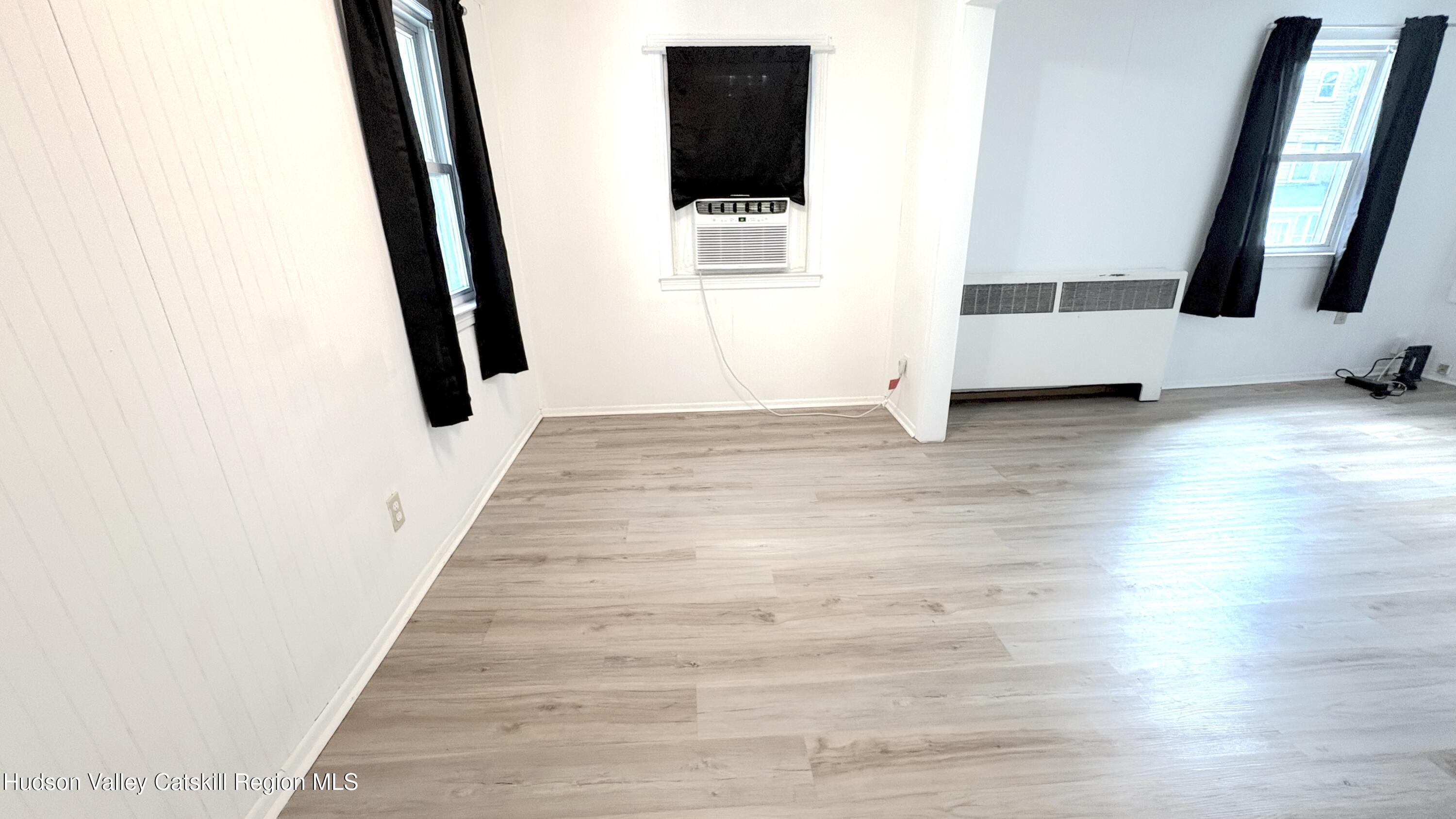 539 Bridge Street 1