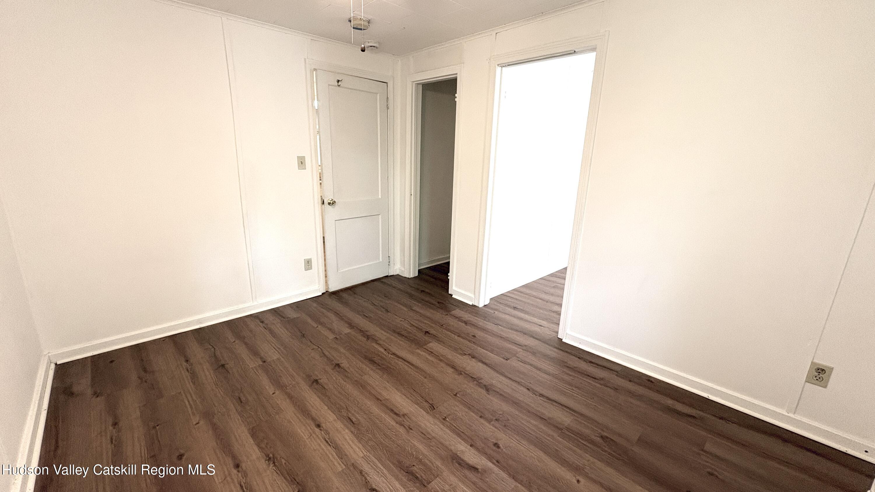 539 Bridge Street 1