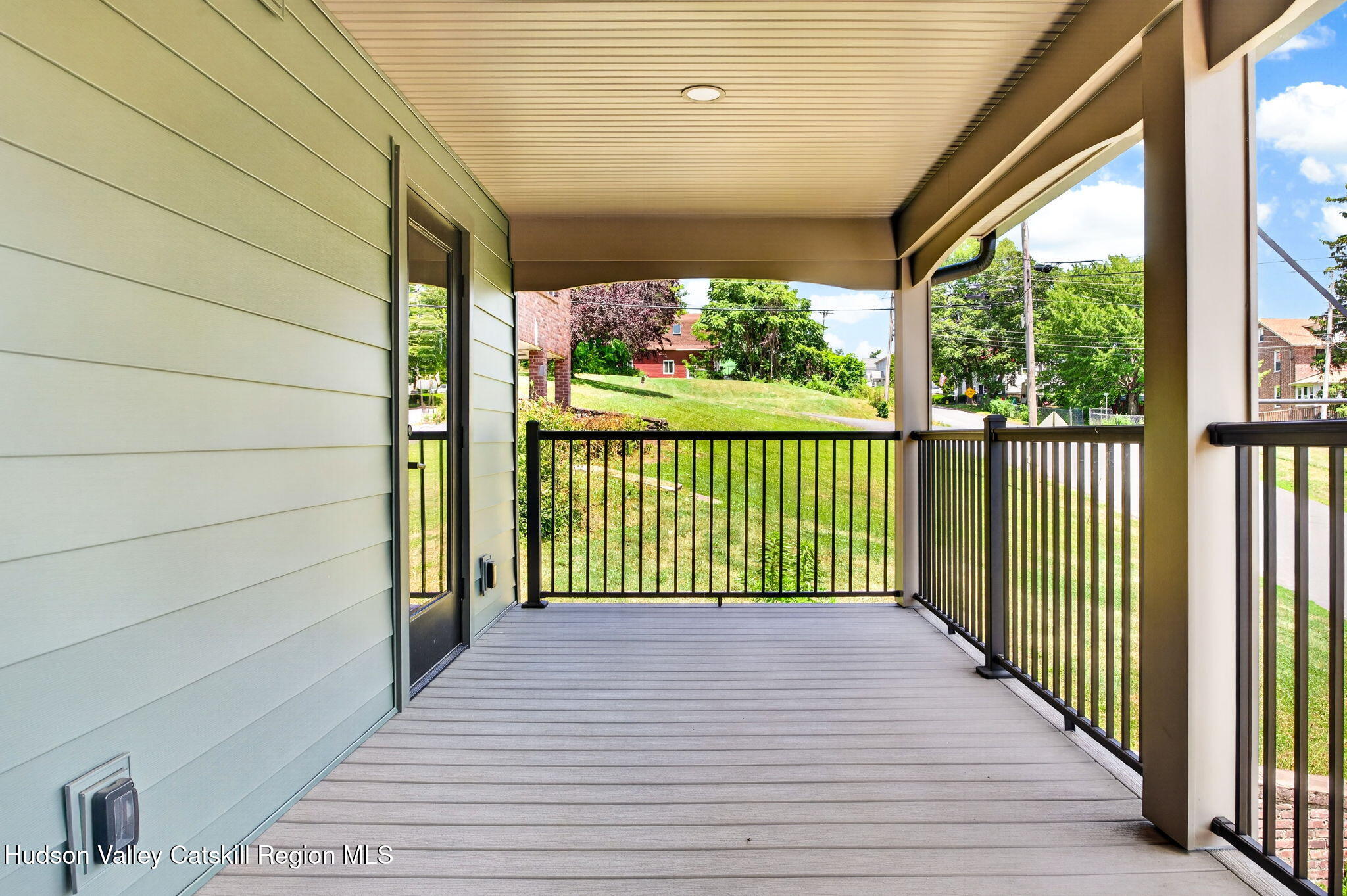 176 Hudson Street 2