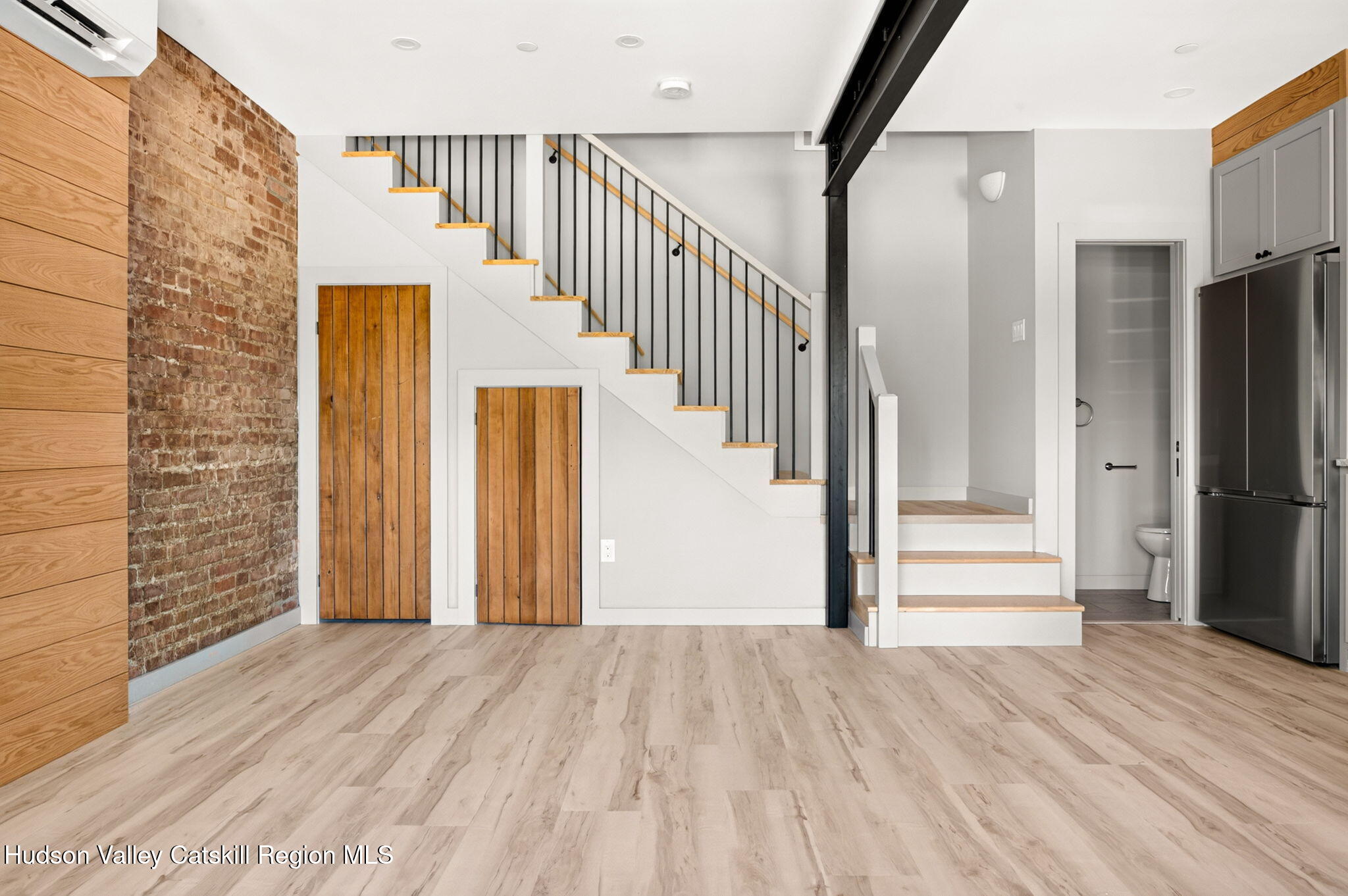 176 Hudson Street 2