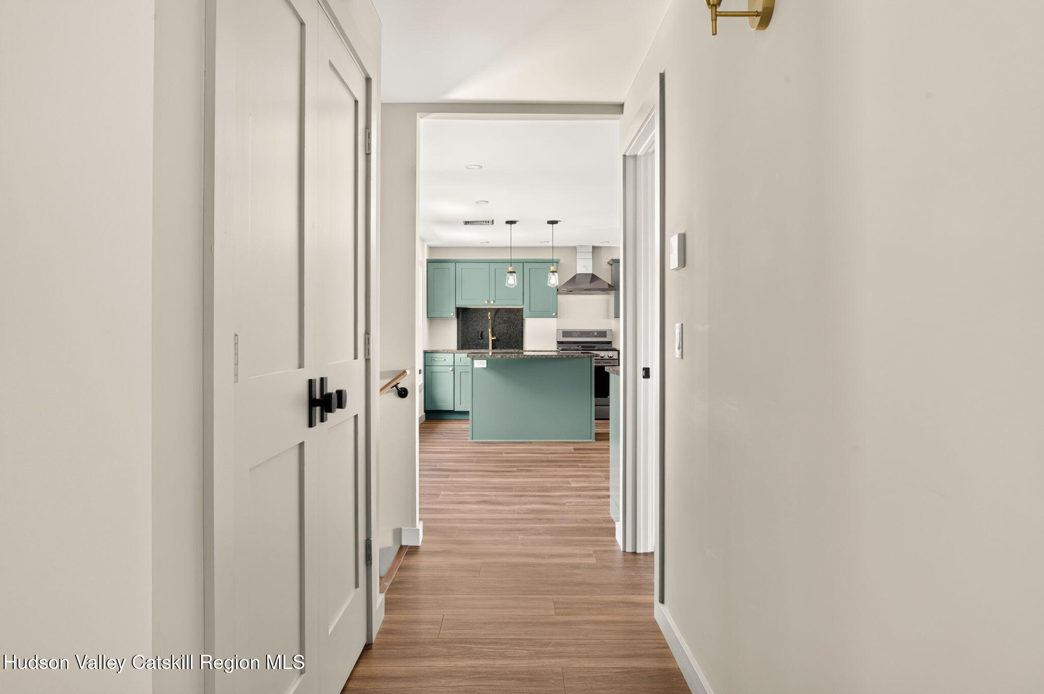 176 Hudson Street 4