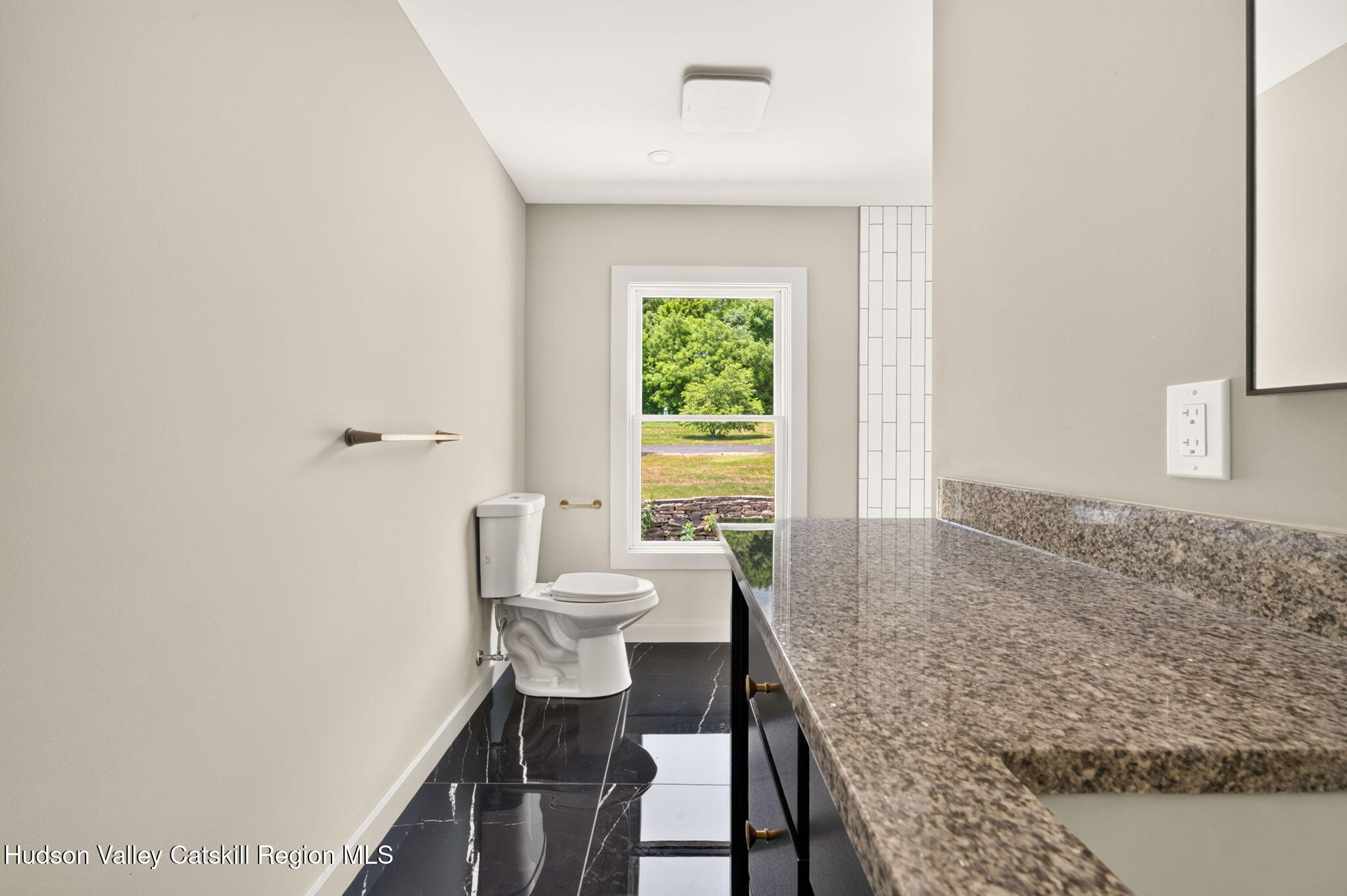 176 Hudson Street 4