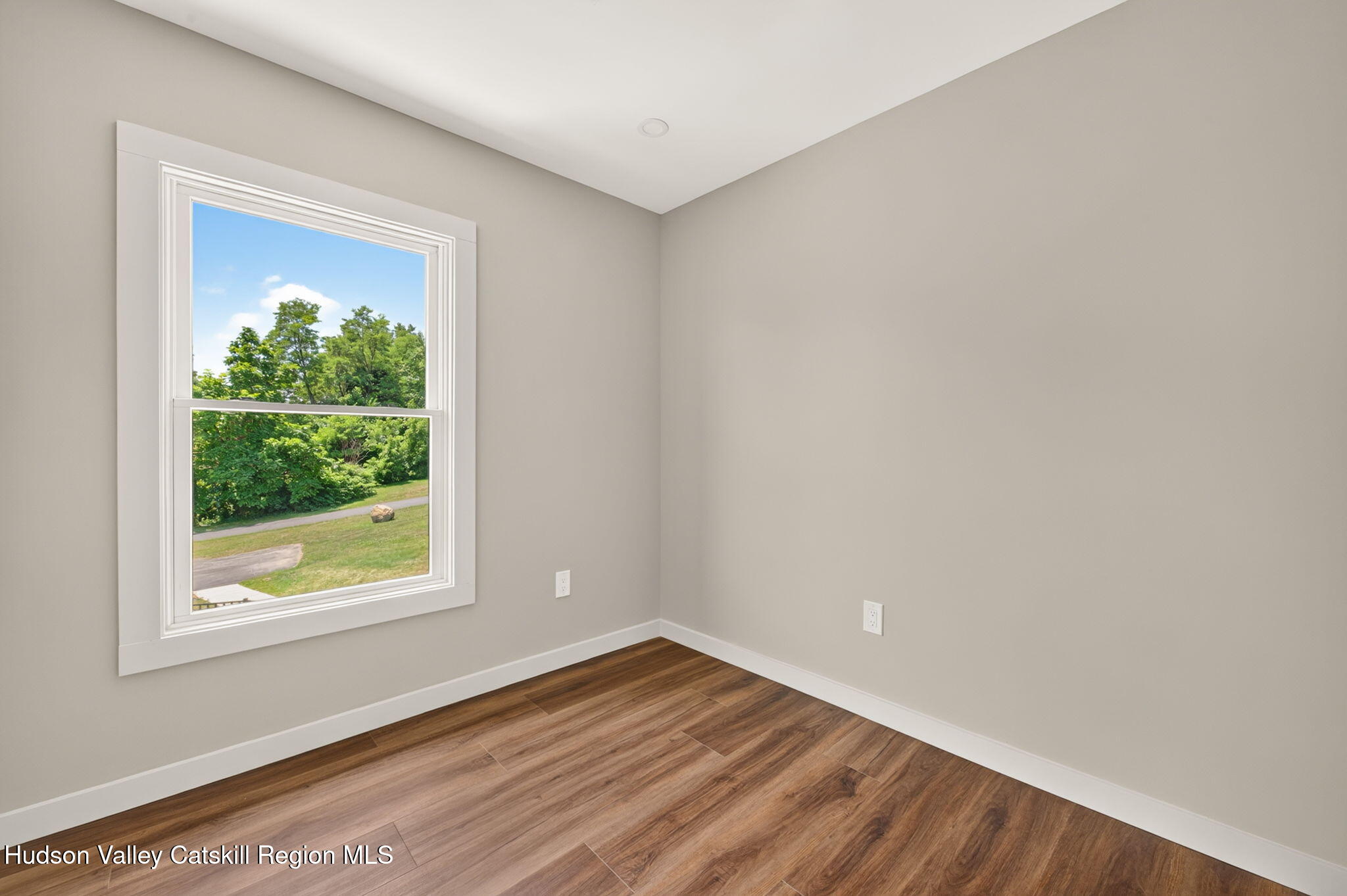 176 Hudson Street 4