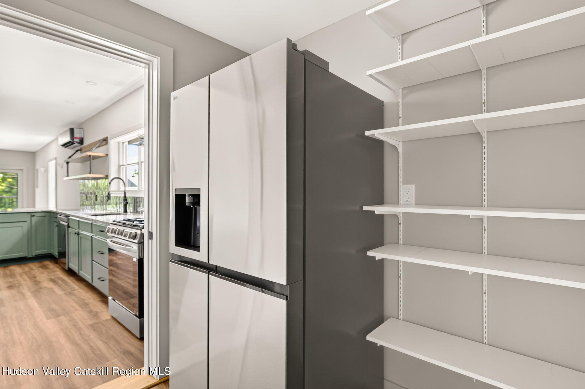 176 Hudson Street 3