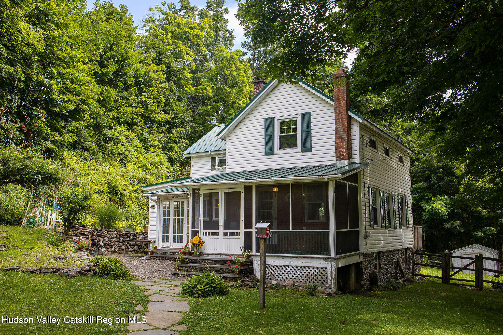 390 Water Street Road