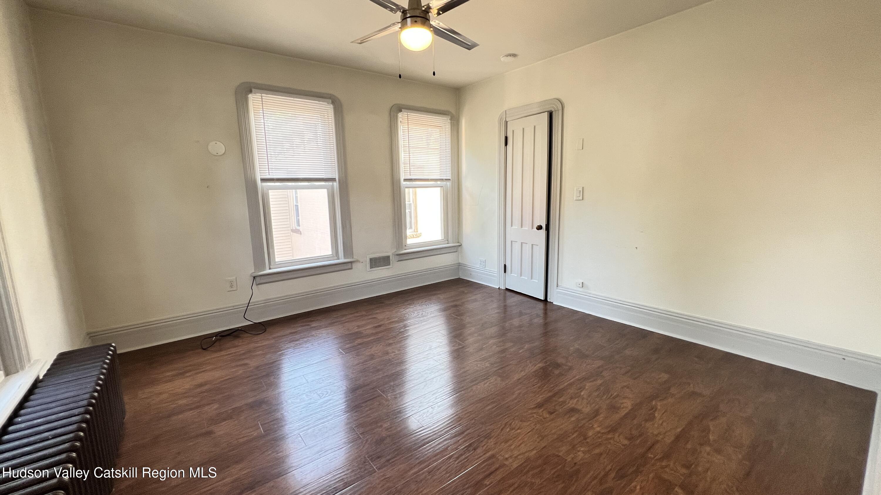 28 New Street #2e