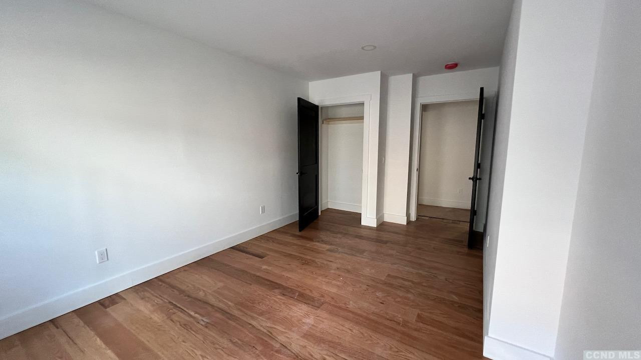 406 Main Street #2e