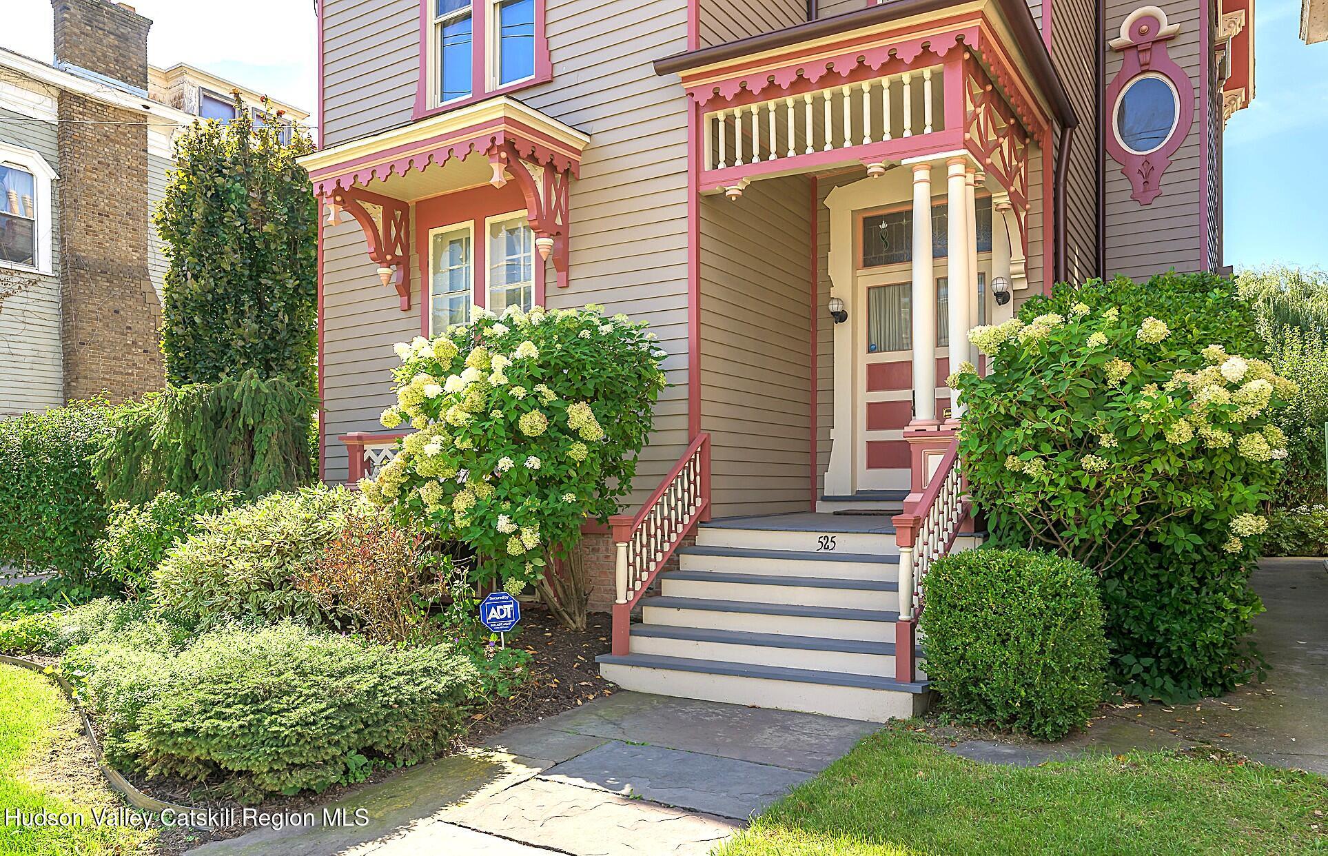 525-527 Union Street