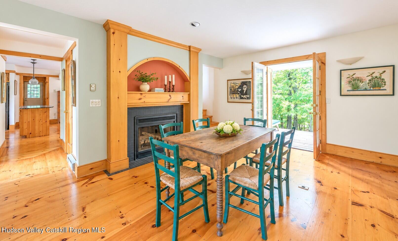 62 Knapp Hollow Lane
