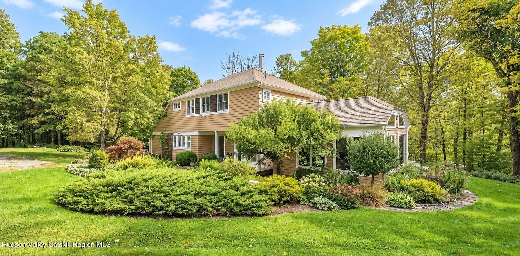 62 Knapp Hollow Lane