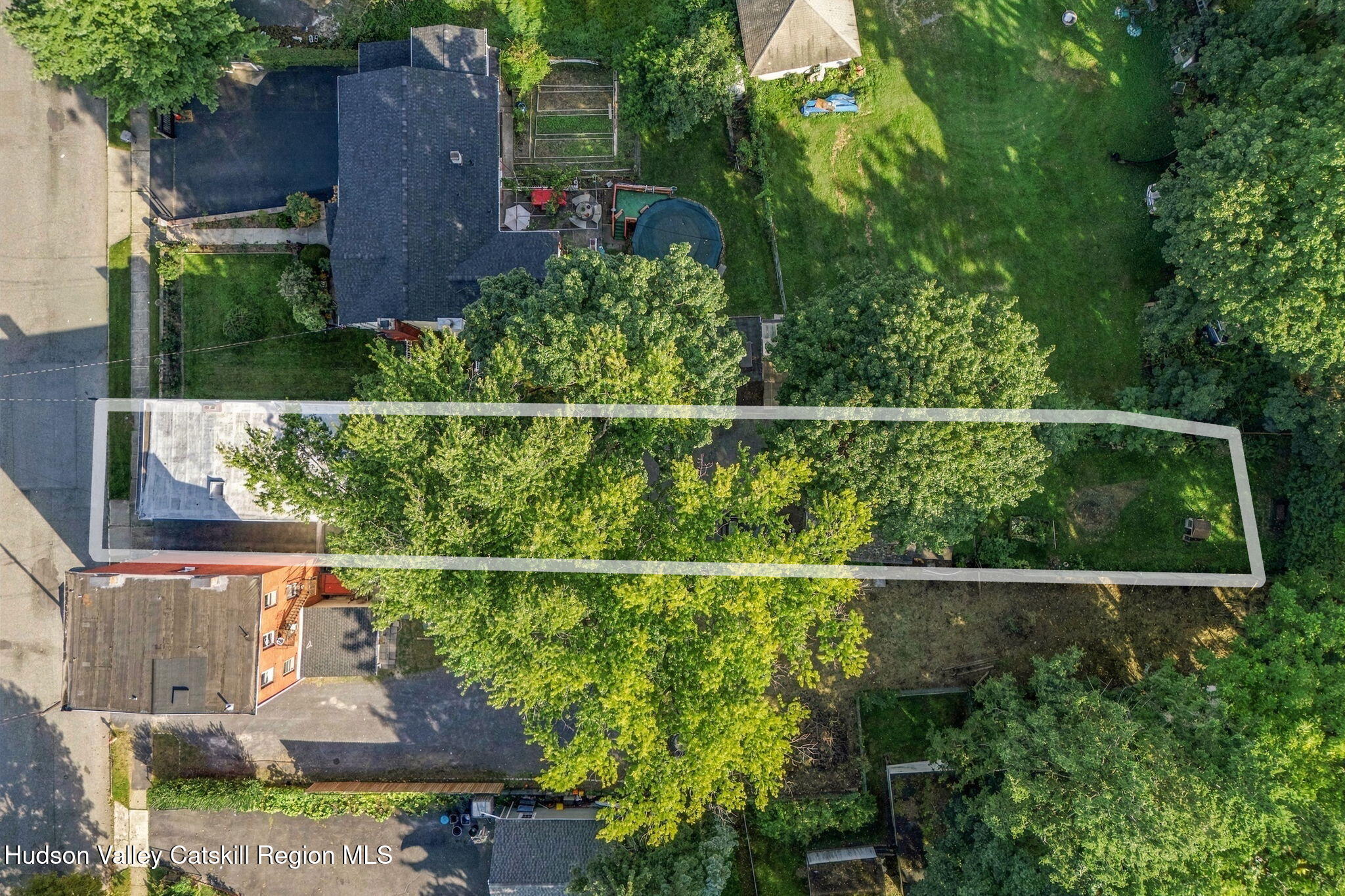 209 Gidney Avenue