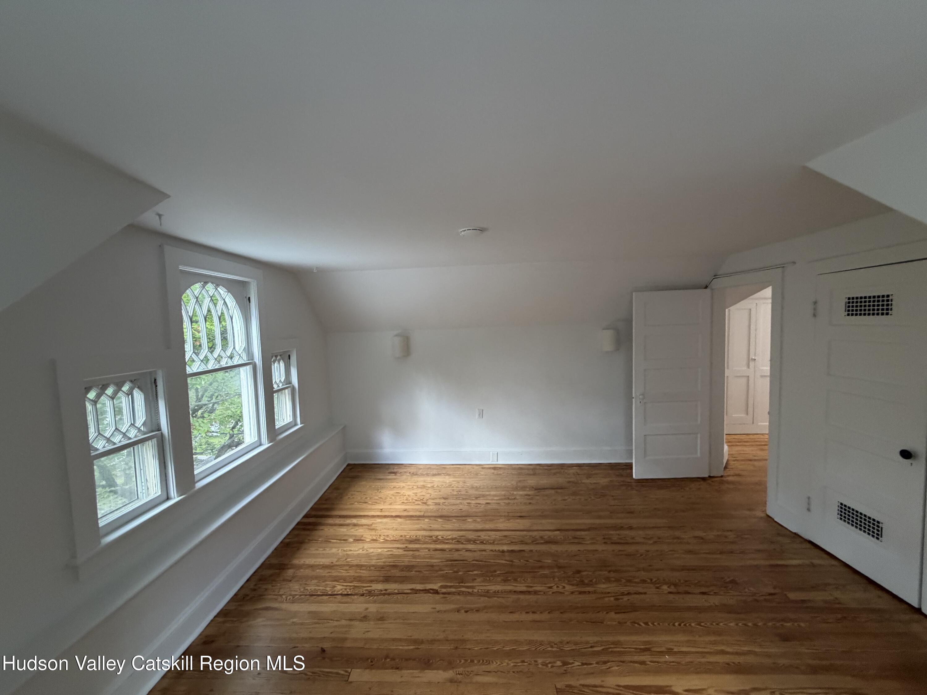 22 Maple Avenue 3