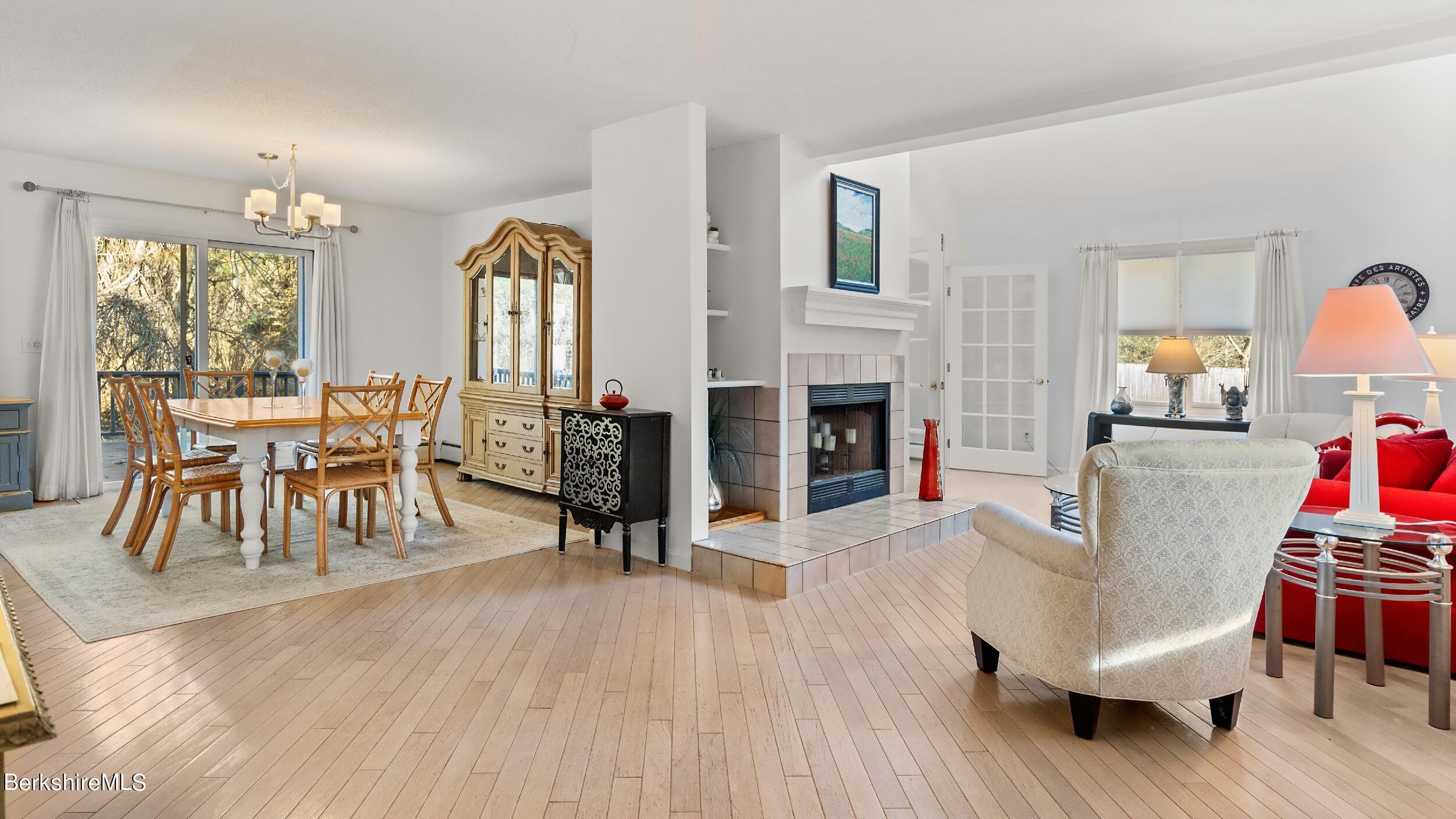 10 Applewood Ln, 10