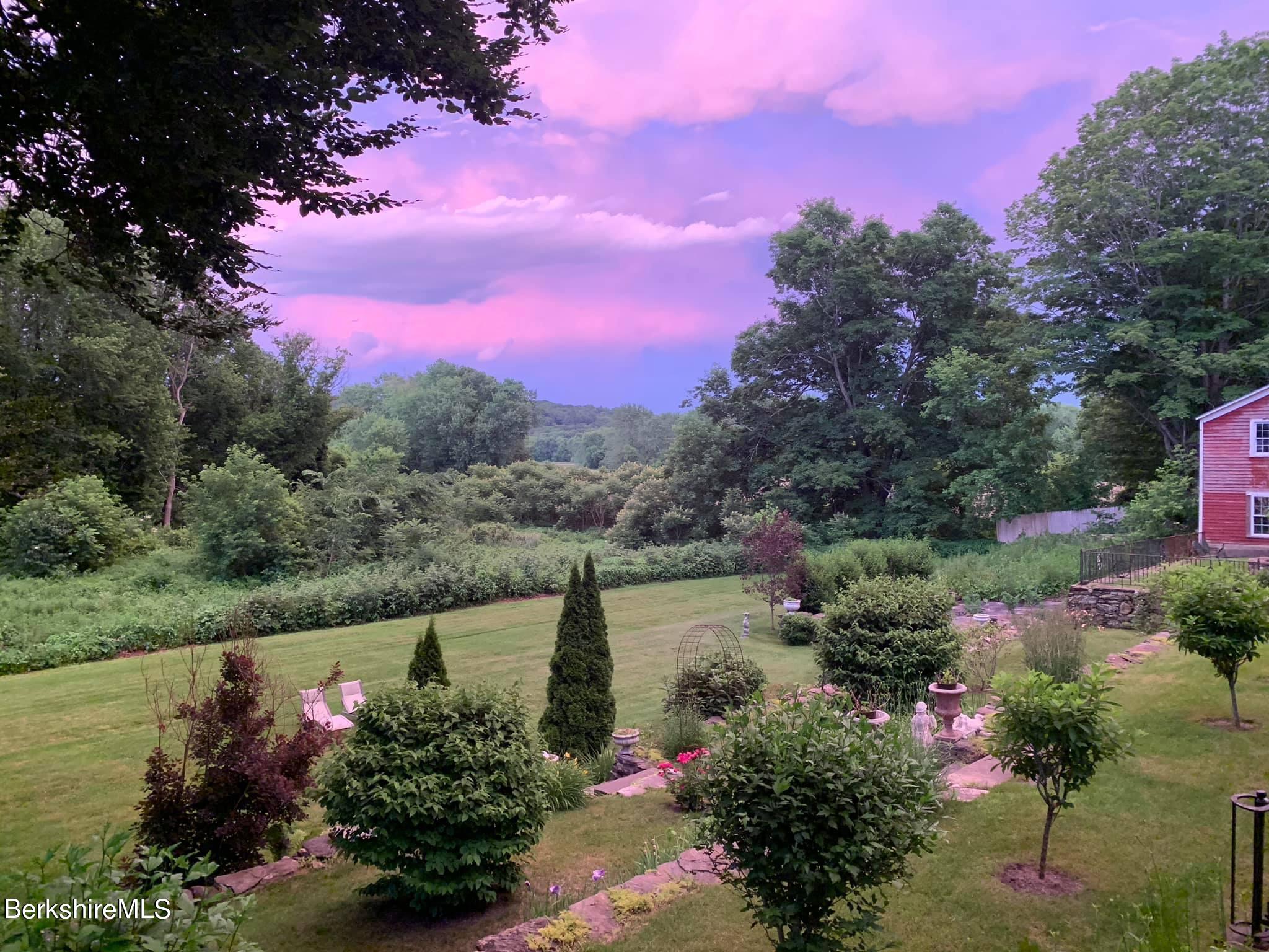 616 Sheffield Plain Rd