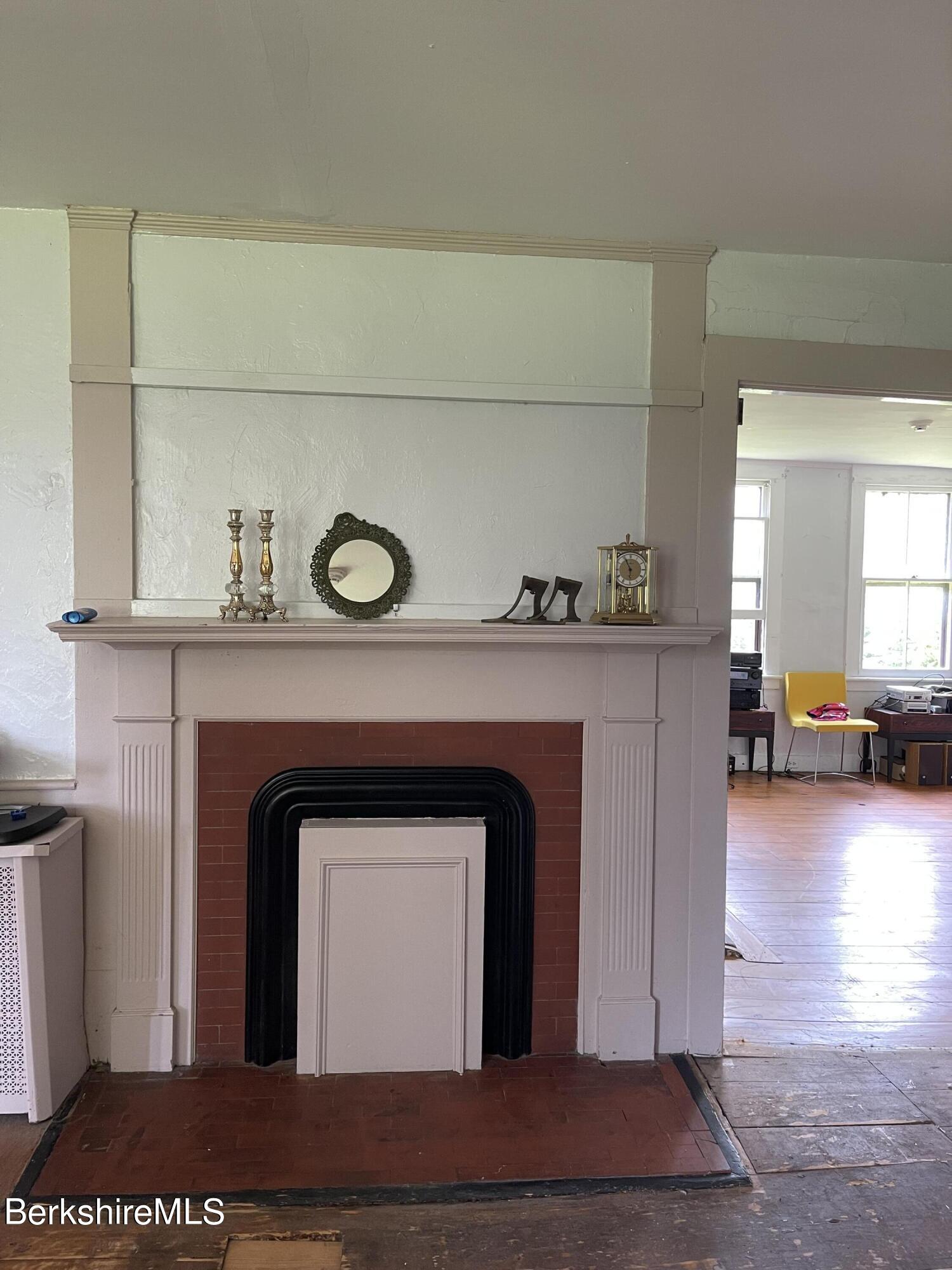 616 Sheffield Plain Rd