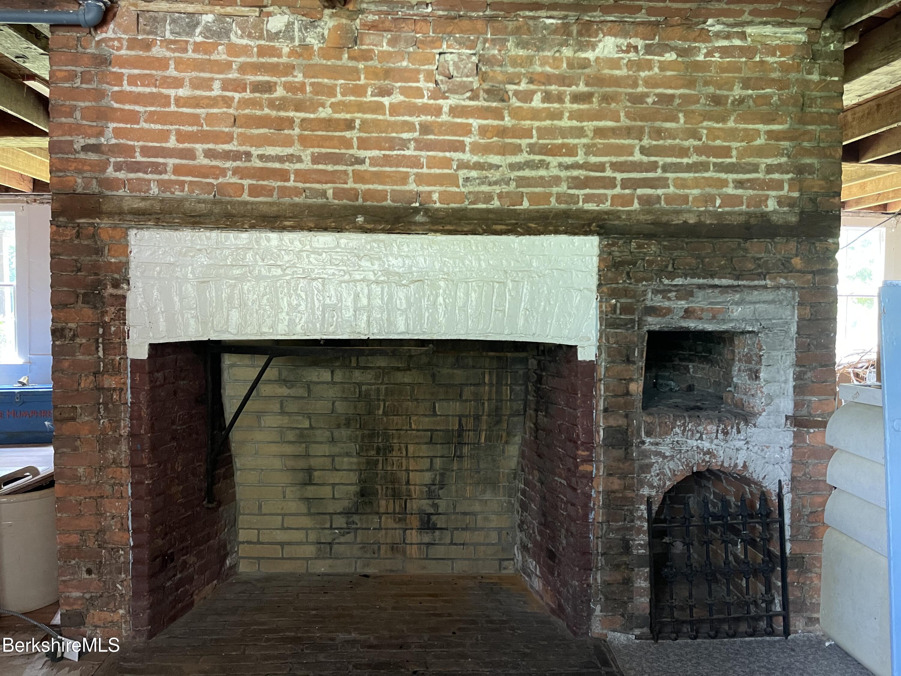 616 Sheffield Plain Rd