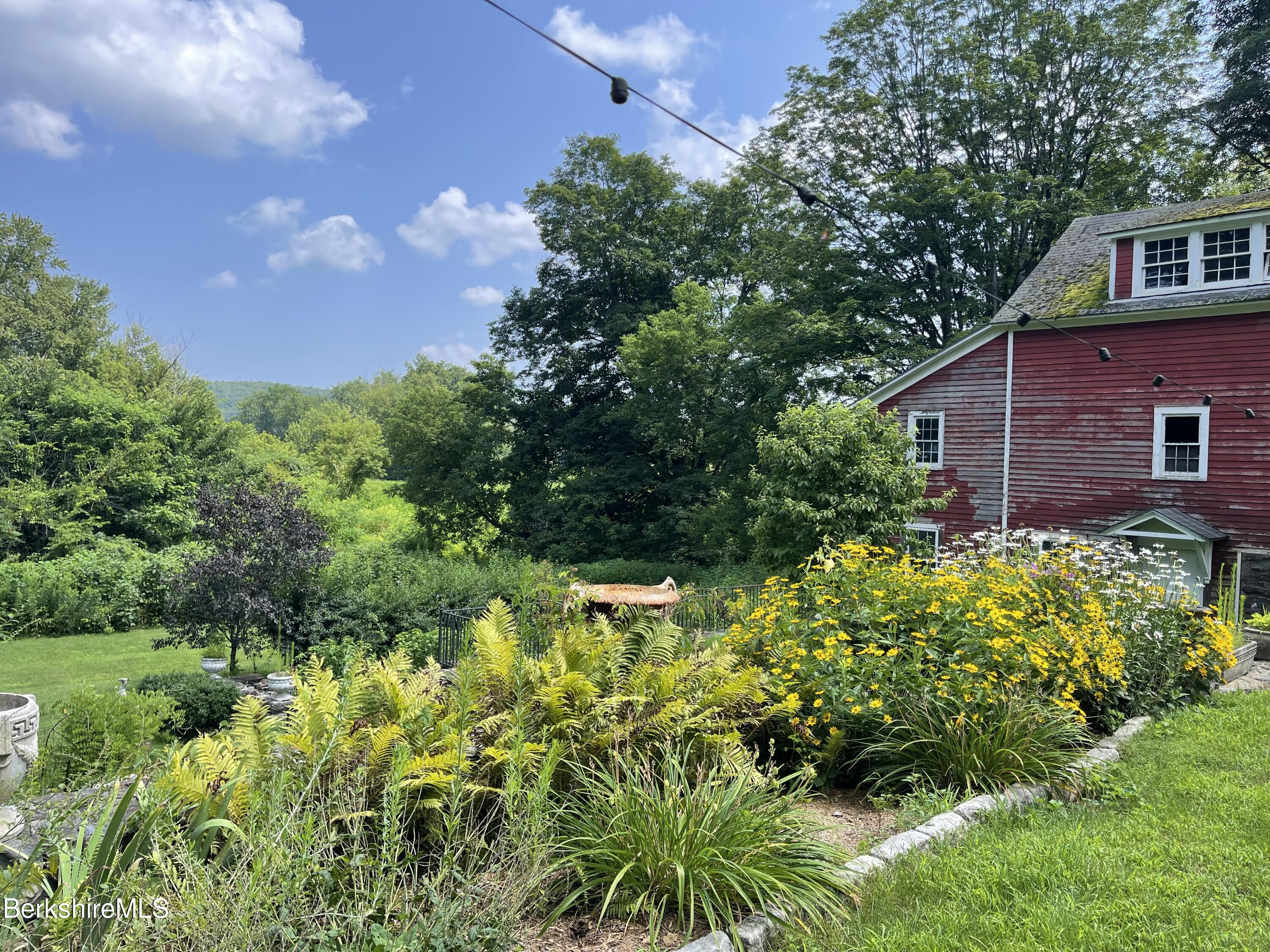 616 Sheffield Plain Rd