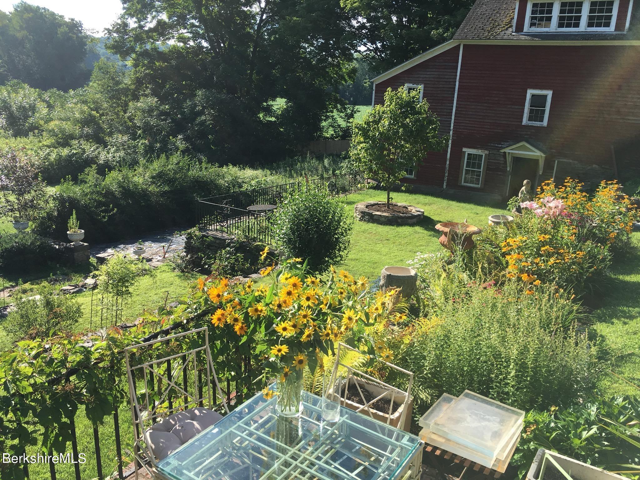 616 Sheffield Plain Rd