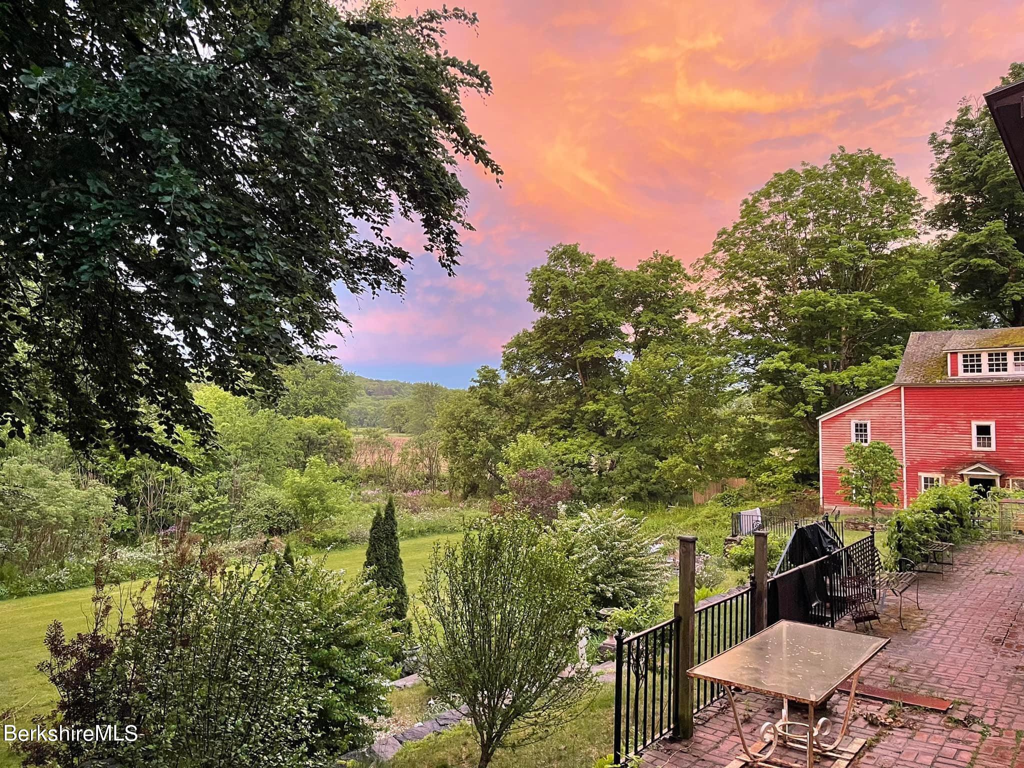 616 Sheffield Plain Rd