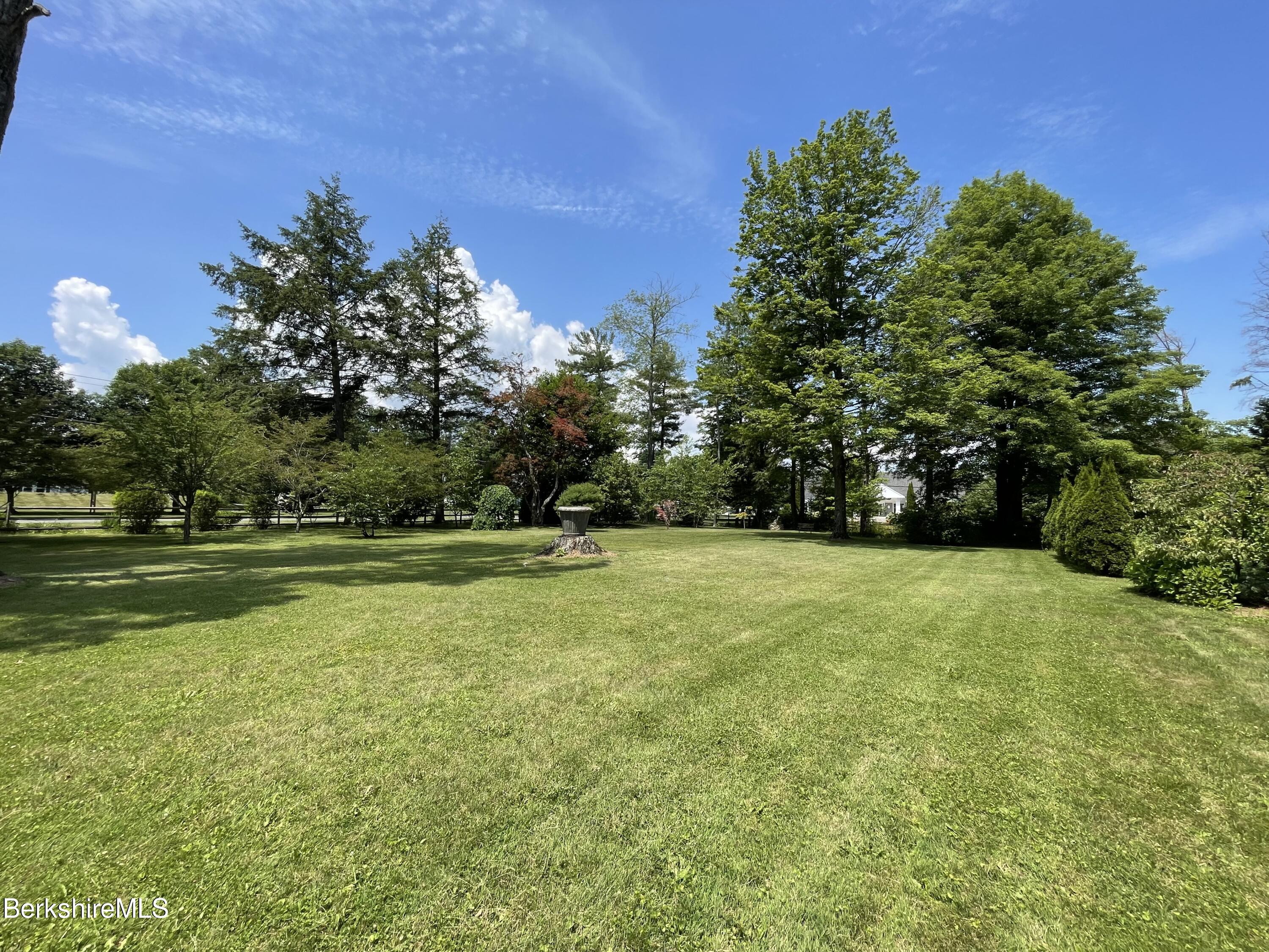 616 Sheffield Plain Rd