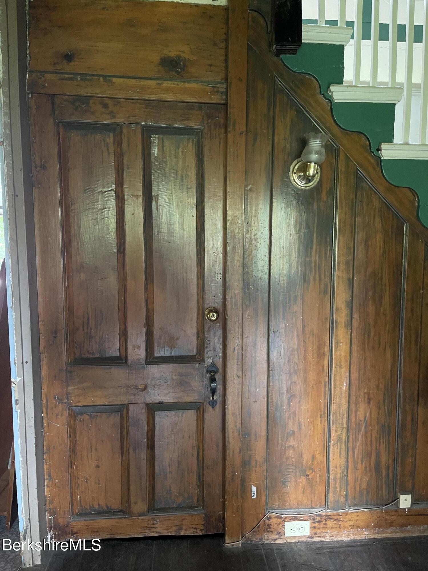 616 Sheffield Plain Rd