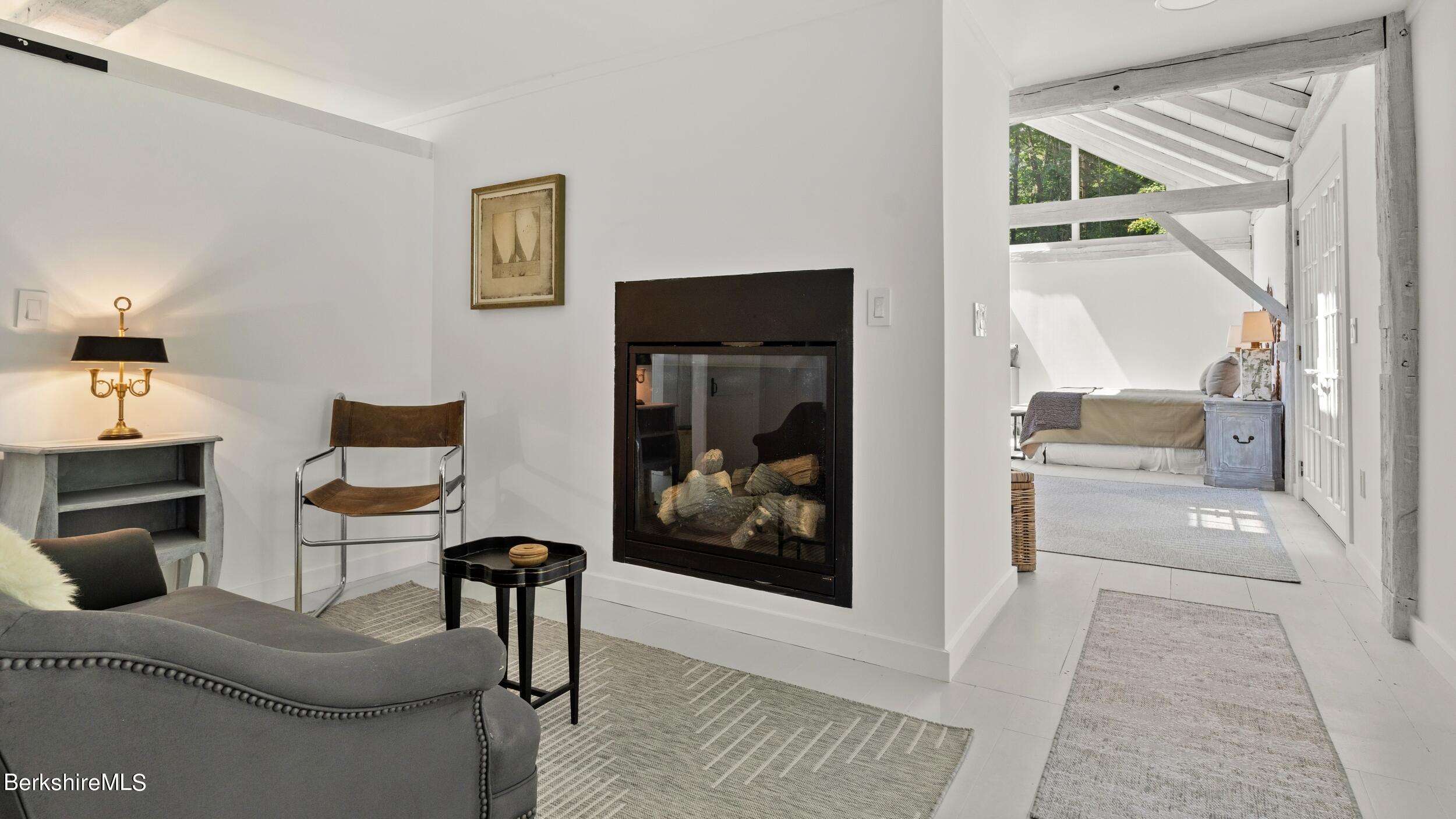 1277 Hartsville Mill River Rd