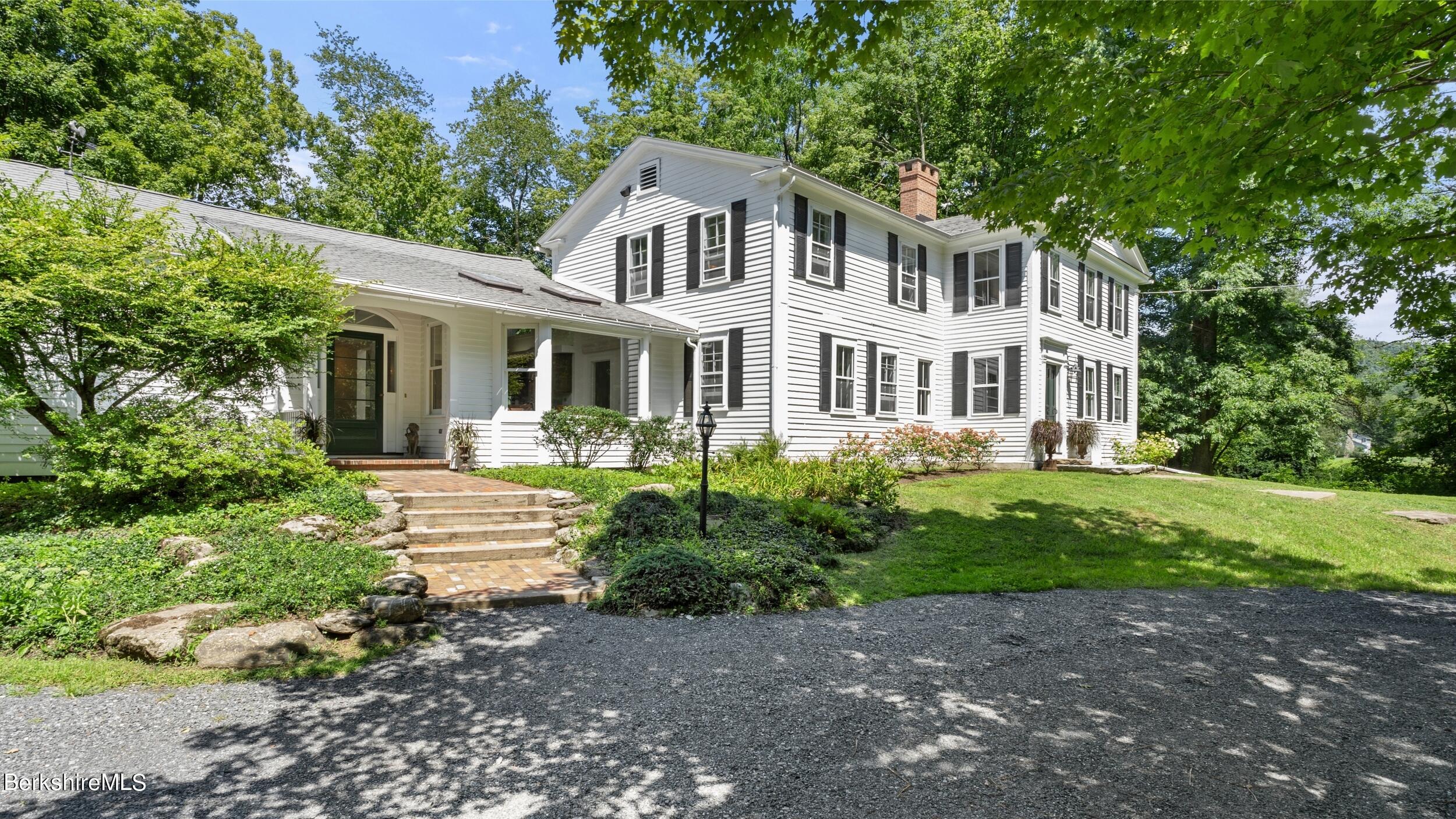 1277 Hartsville Mill River Rd
