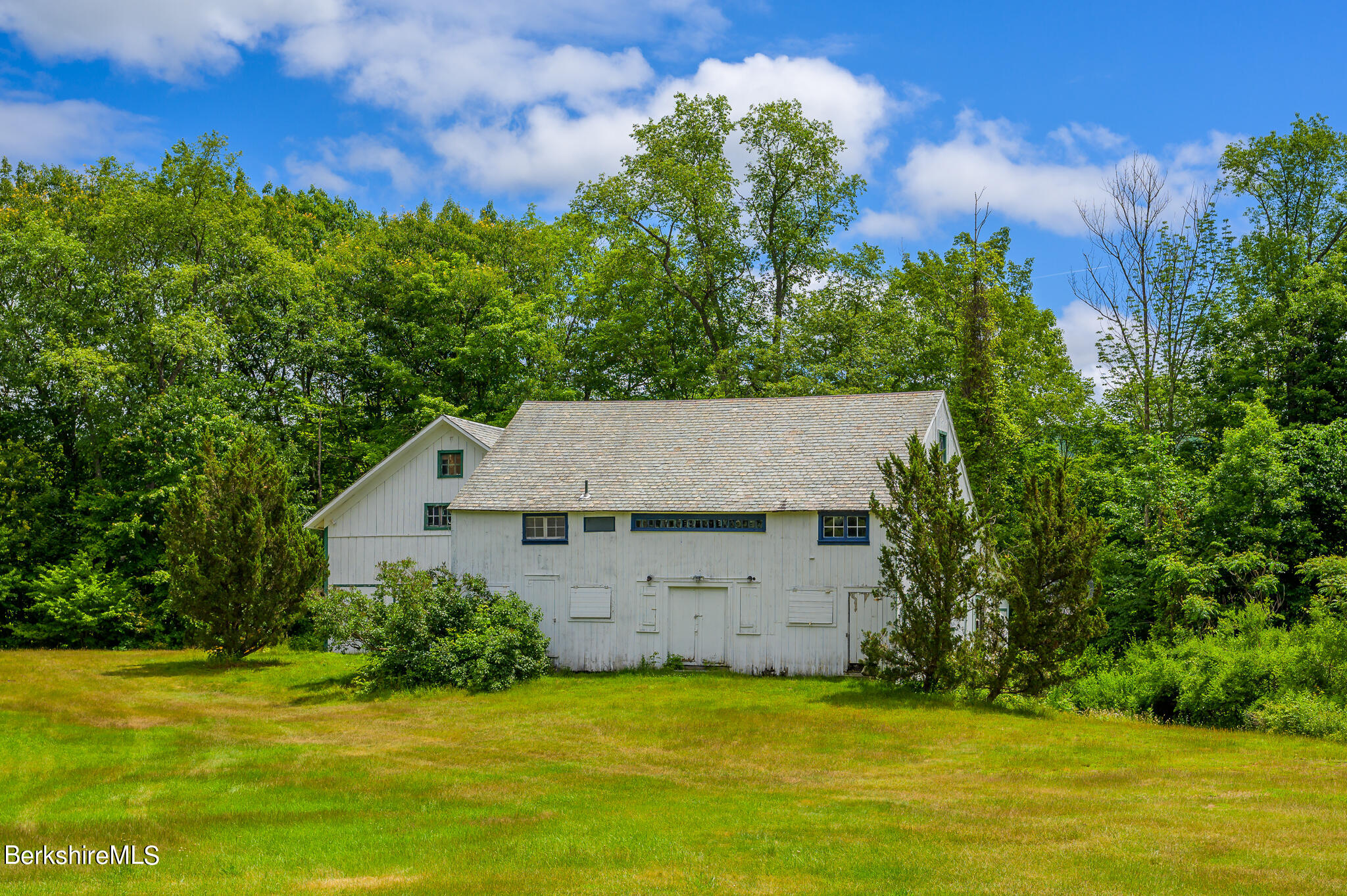 350 Old Cheshire Rd