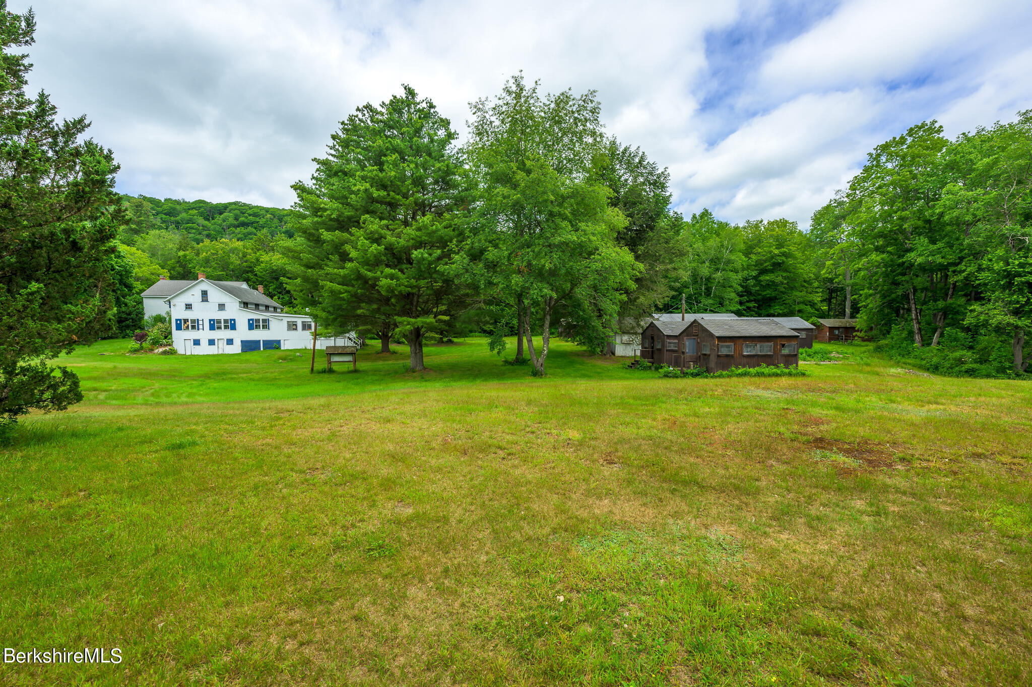 350 Old Cheshire Rd