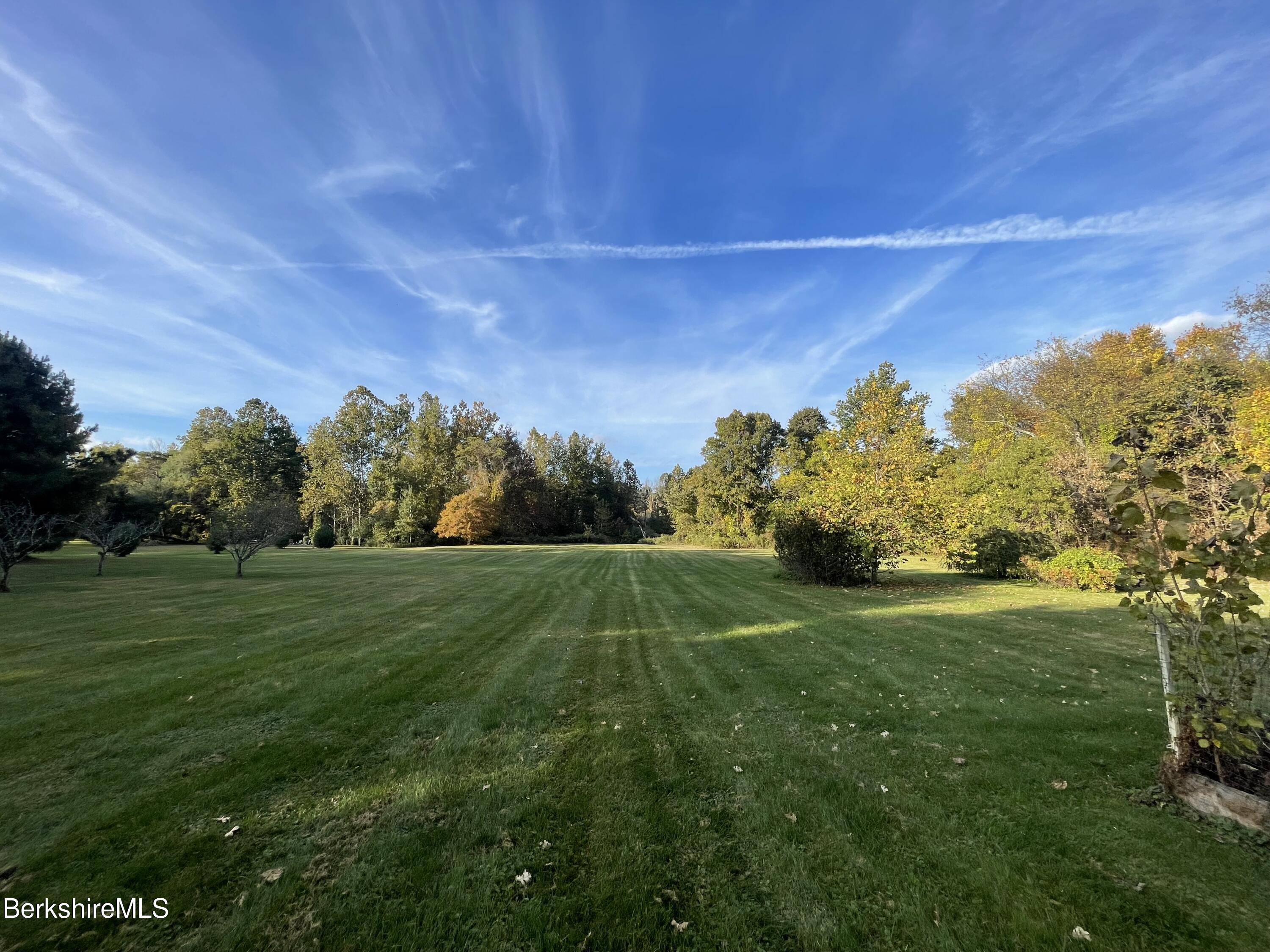 124 Egremont Plain Rd