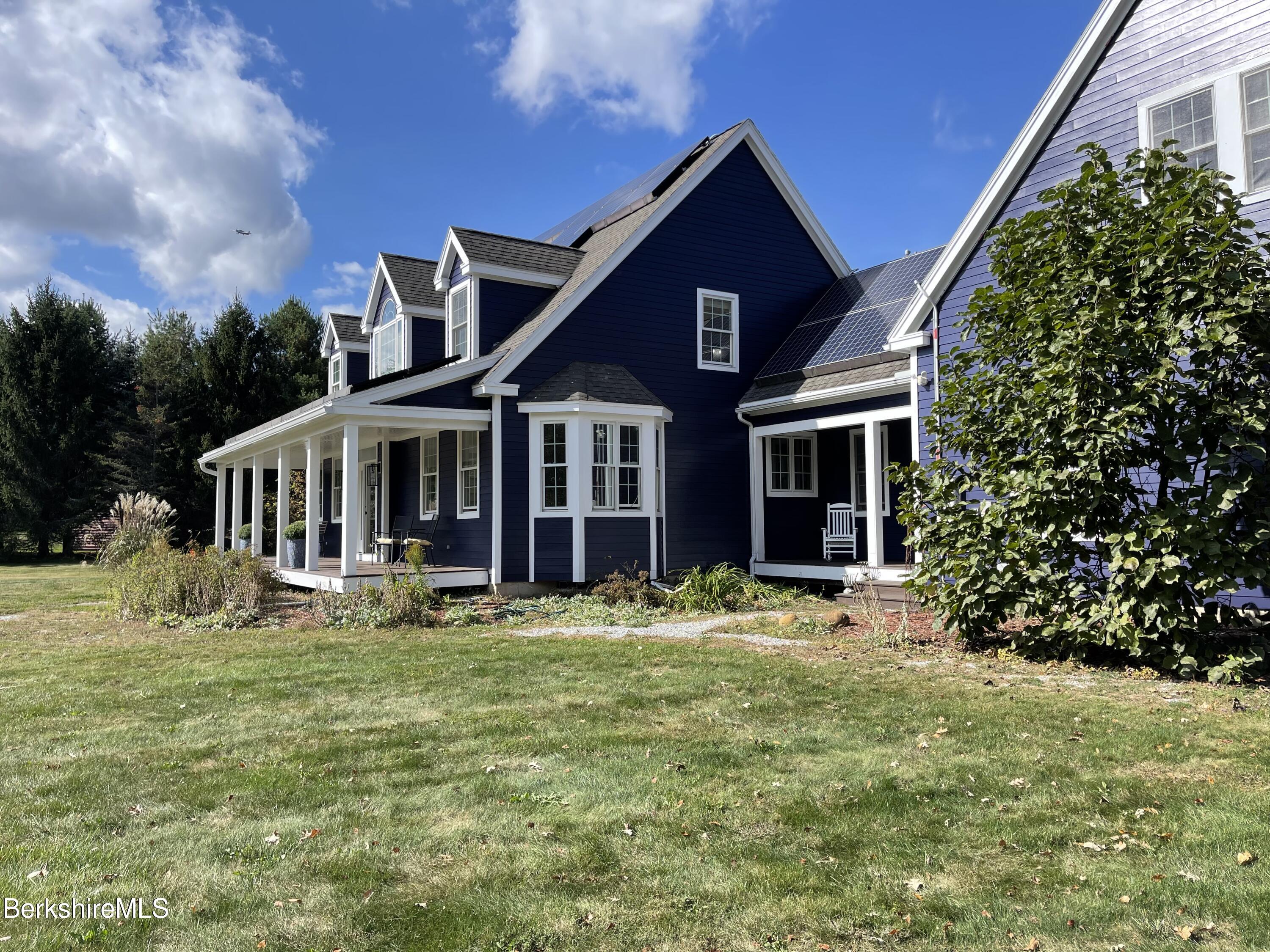 124 Egremont Plain Rd