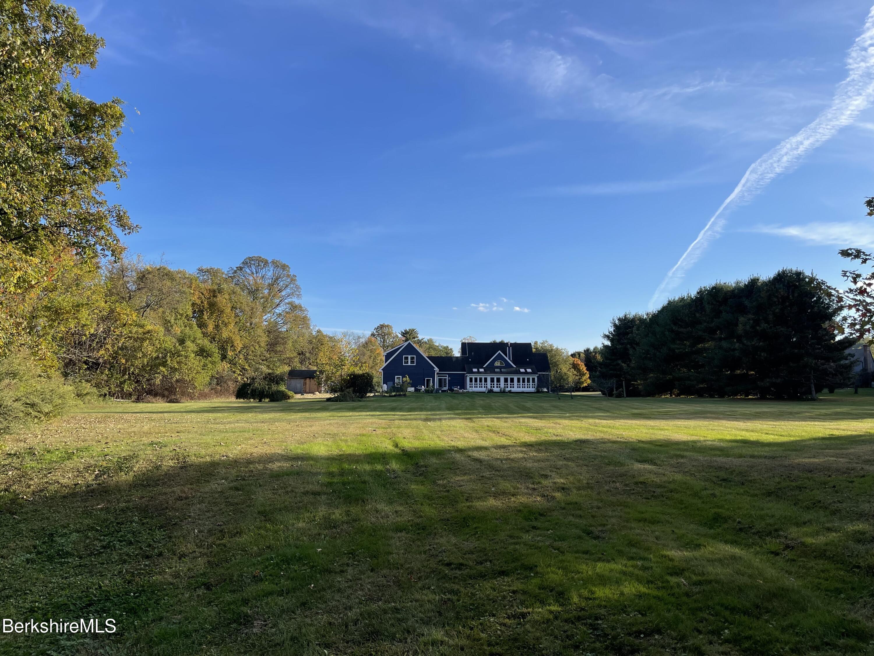 124 Egremont Plain Rd