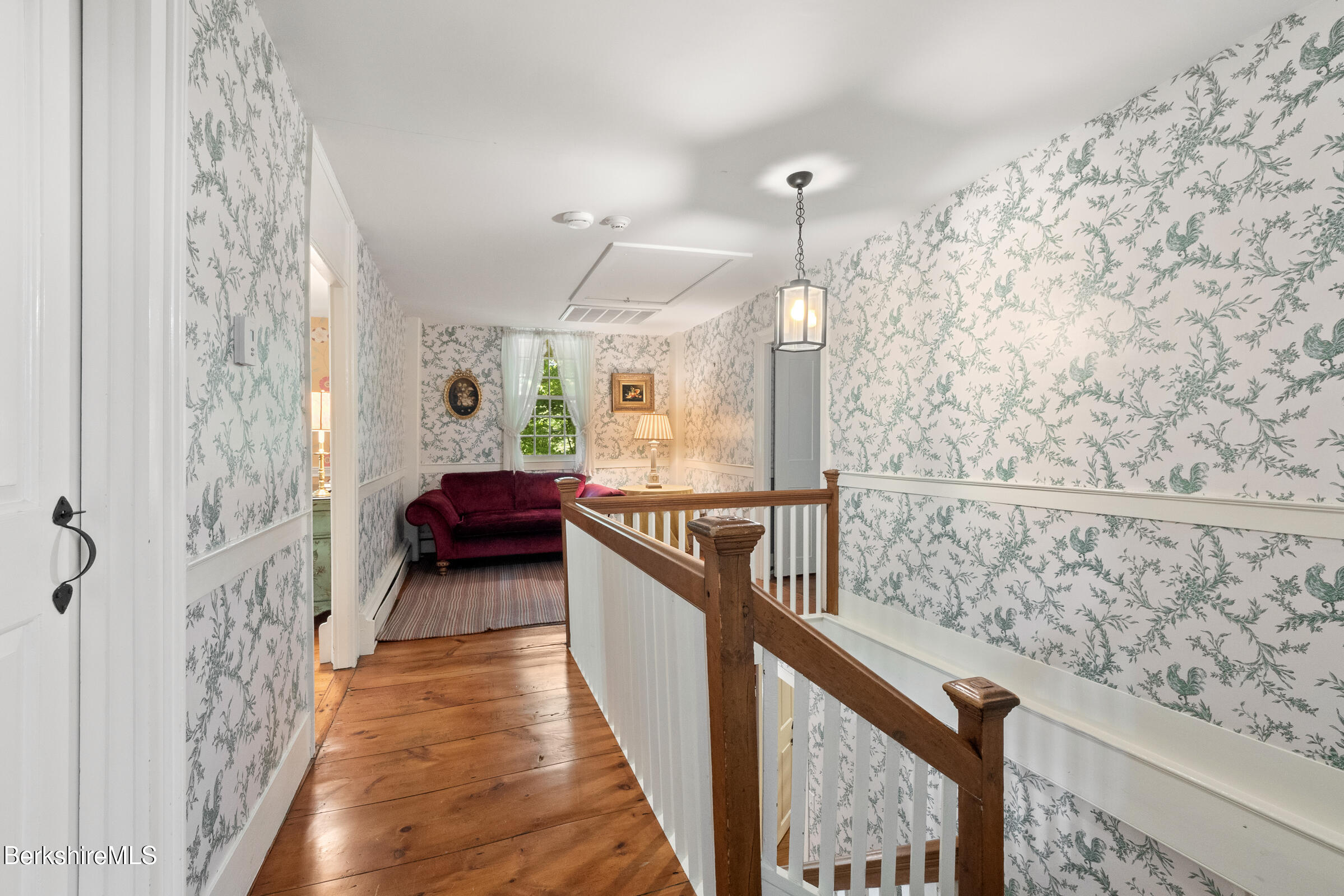 381 Egremont Rd