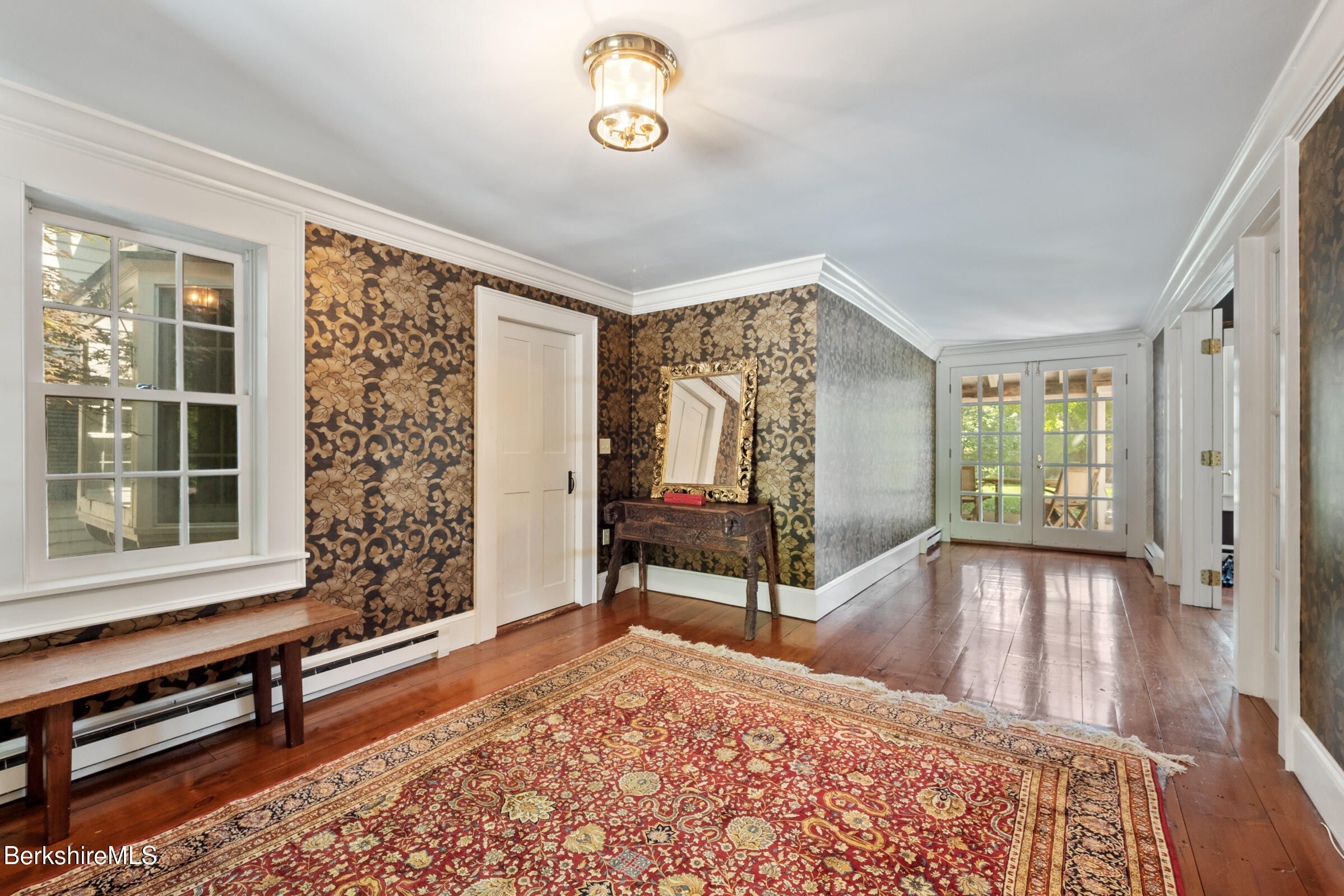381 Egremont Rd