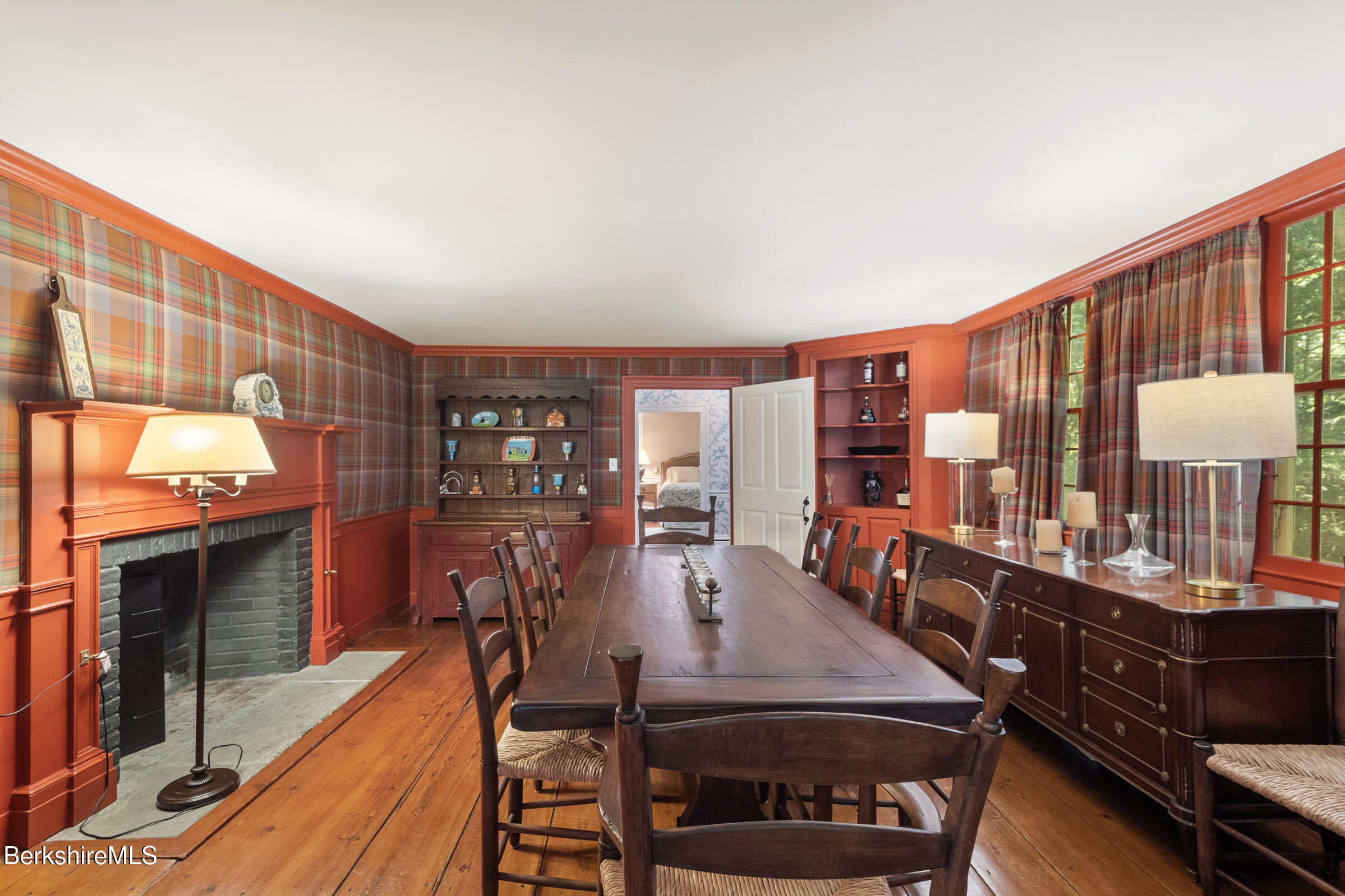 381 Egremont Rd