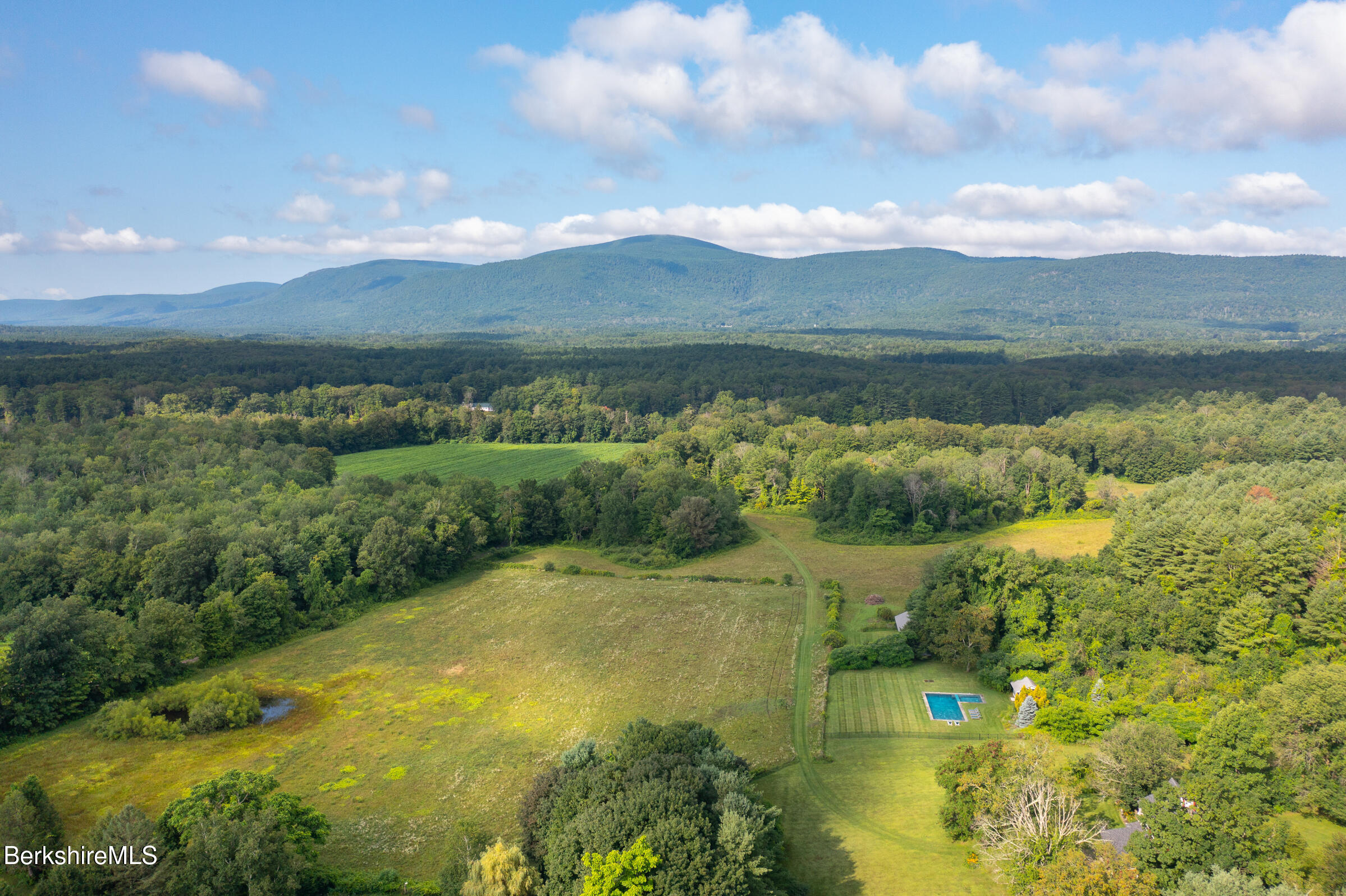 381 Egremont Rd