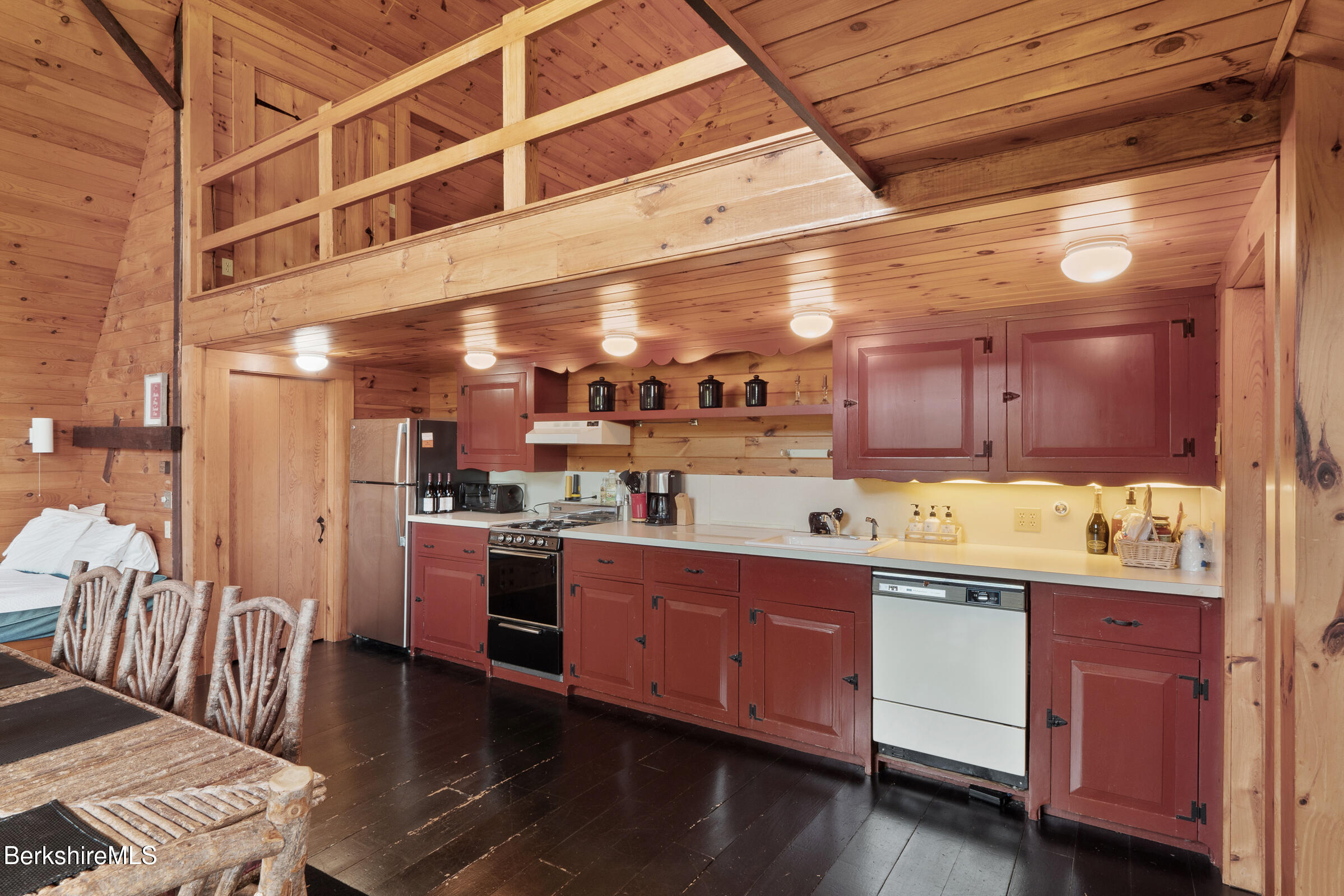 381 Egremont Rd