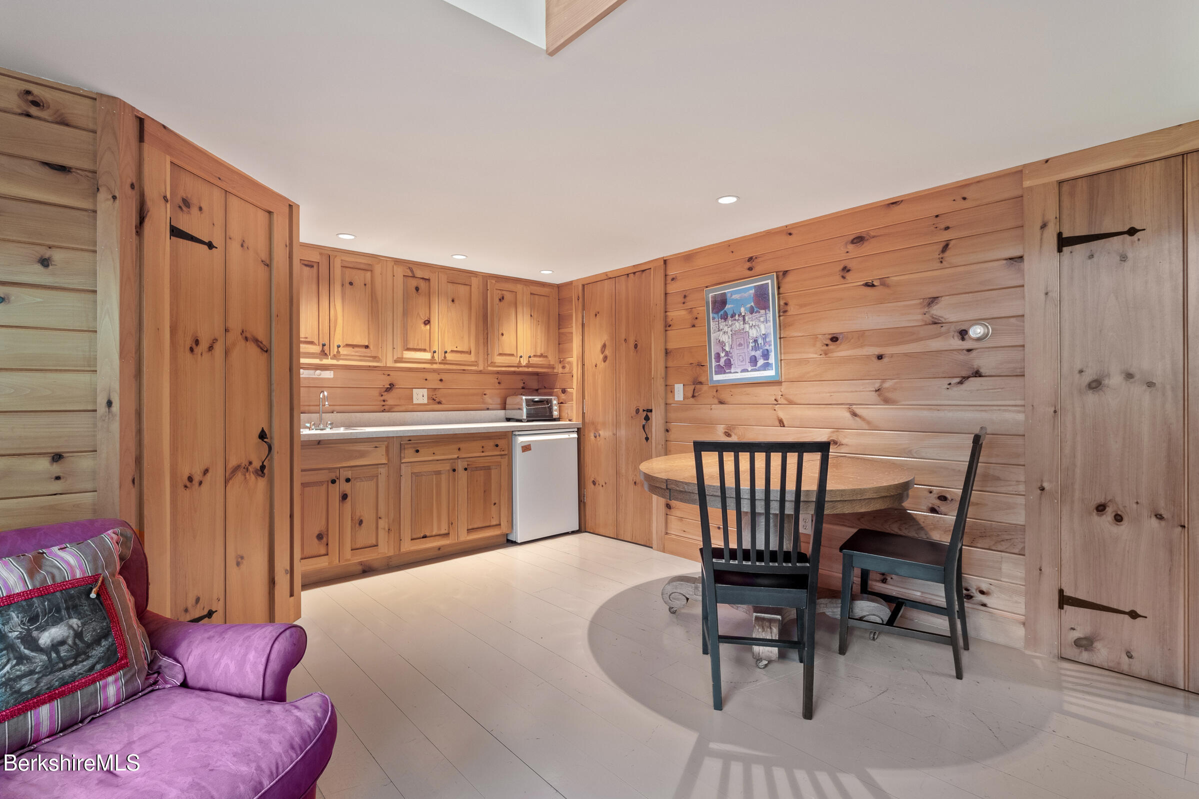 381 Egremont Rd