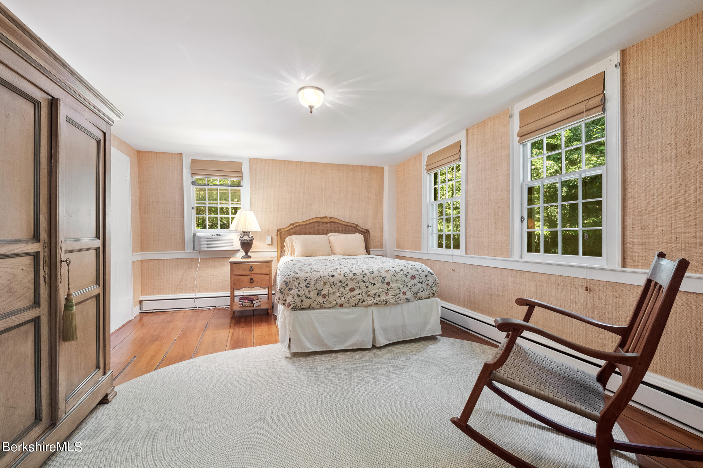 381 Egremont Rd