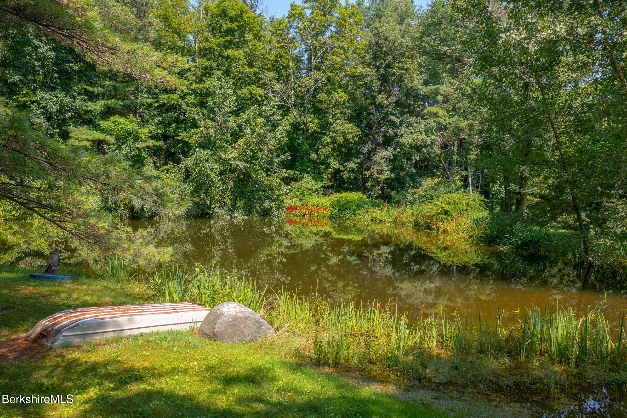 381 Egremont Rd