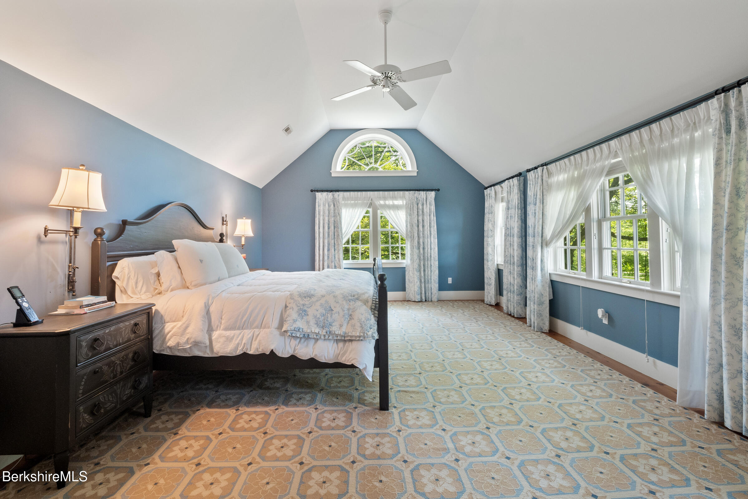381 Egremont Rd