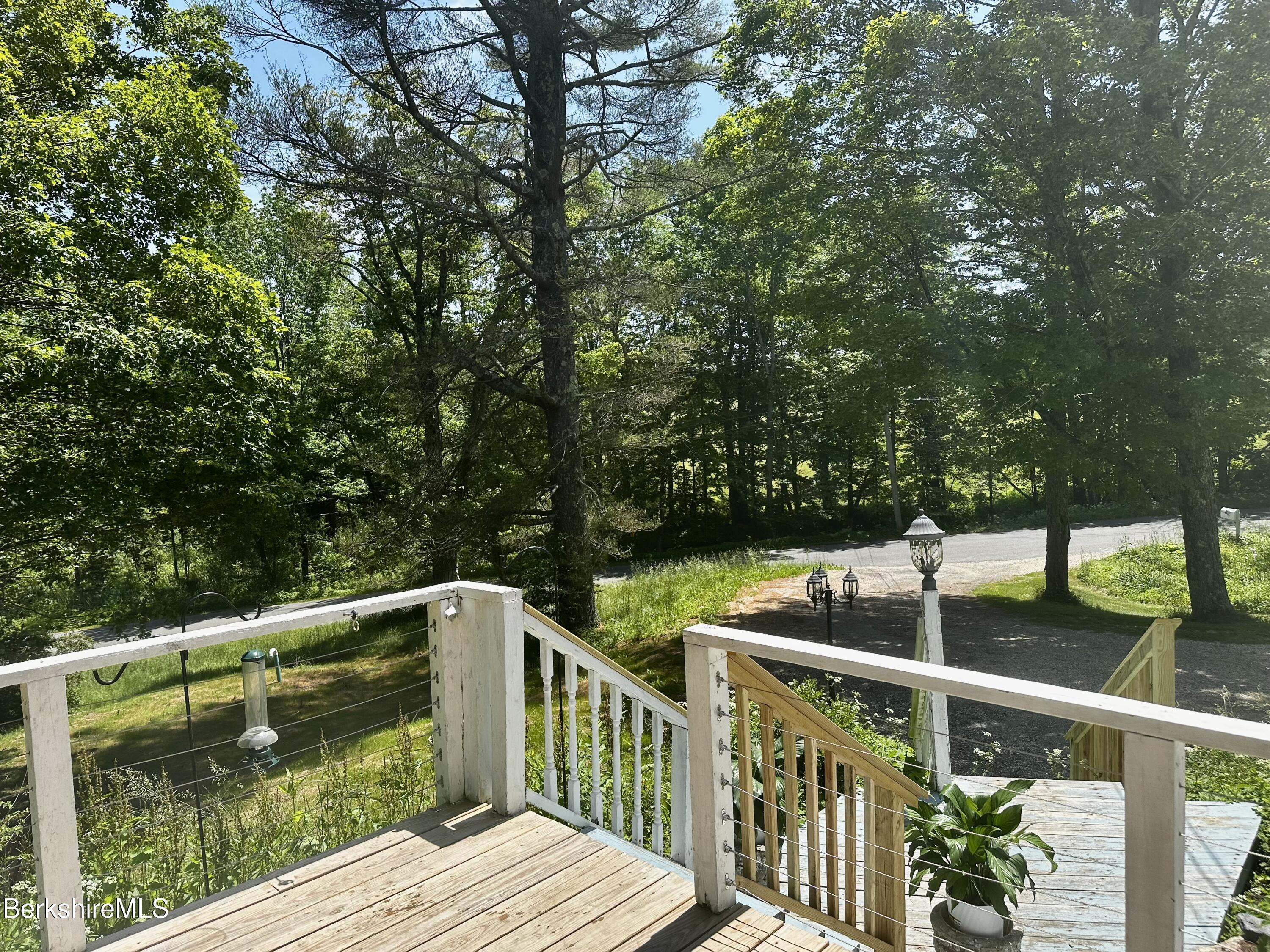 1689 East Windsor Rd