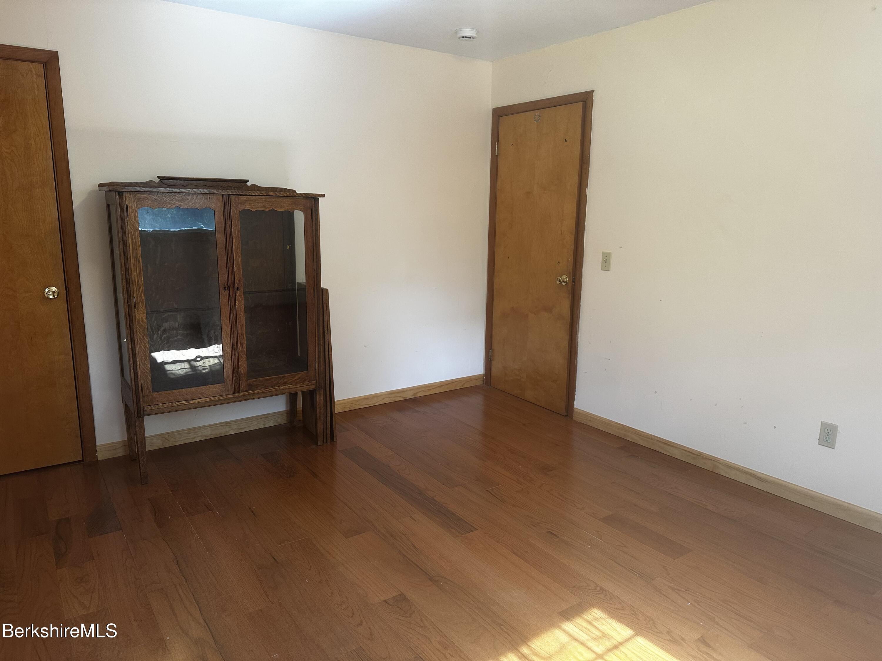 1689 East Windsor Rd