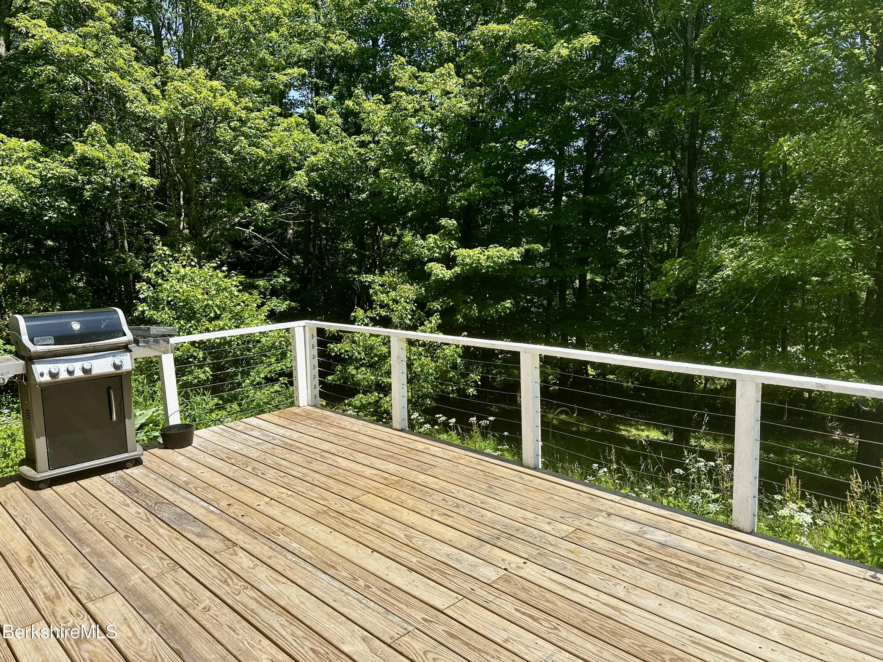 1689 East Windsor Rd