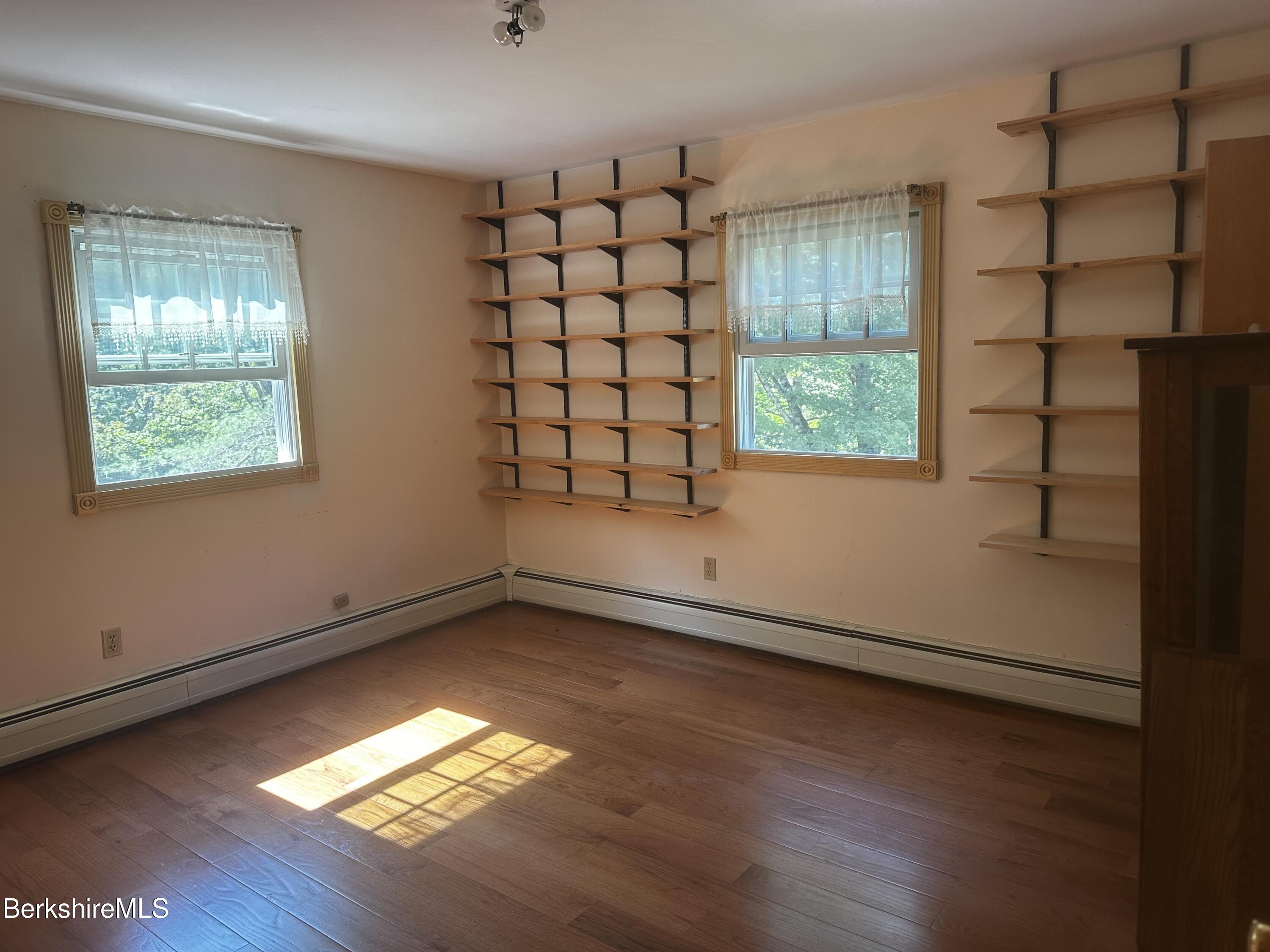 1689 East Windsor Rd