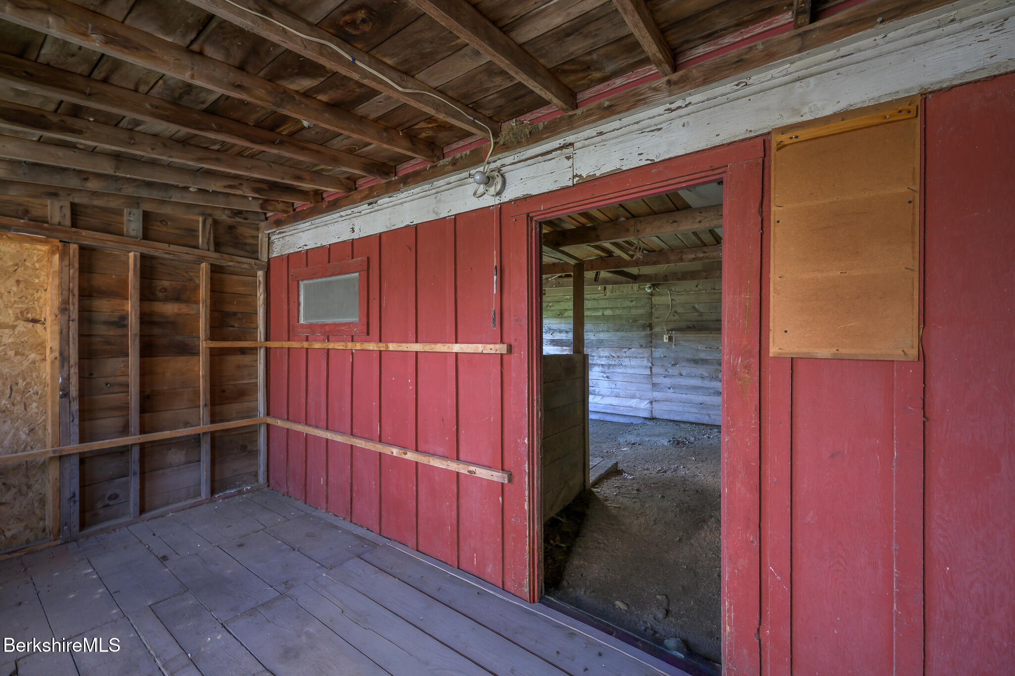 35 Chapman Rd