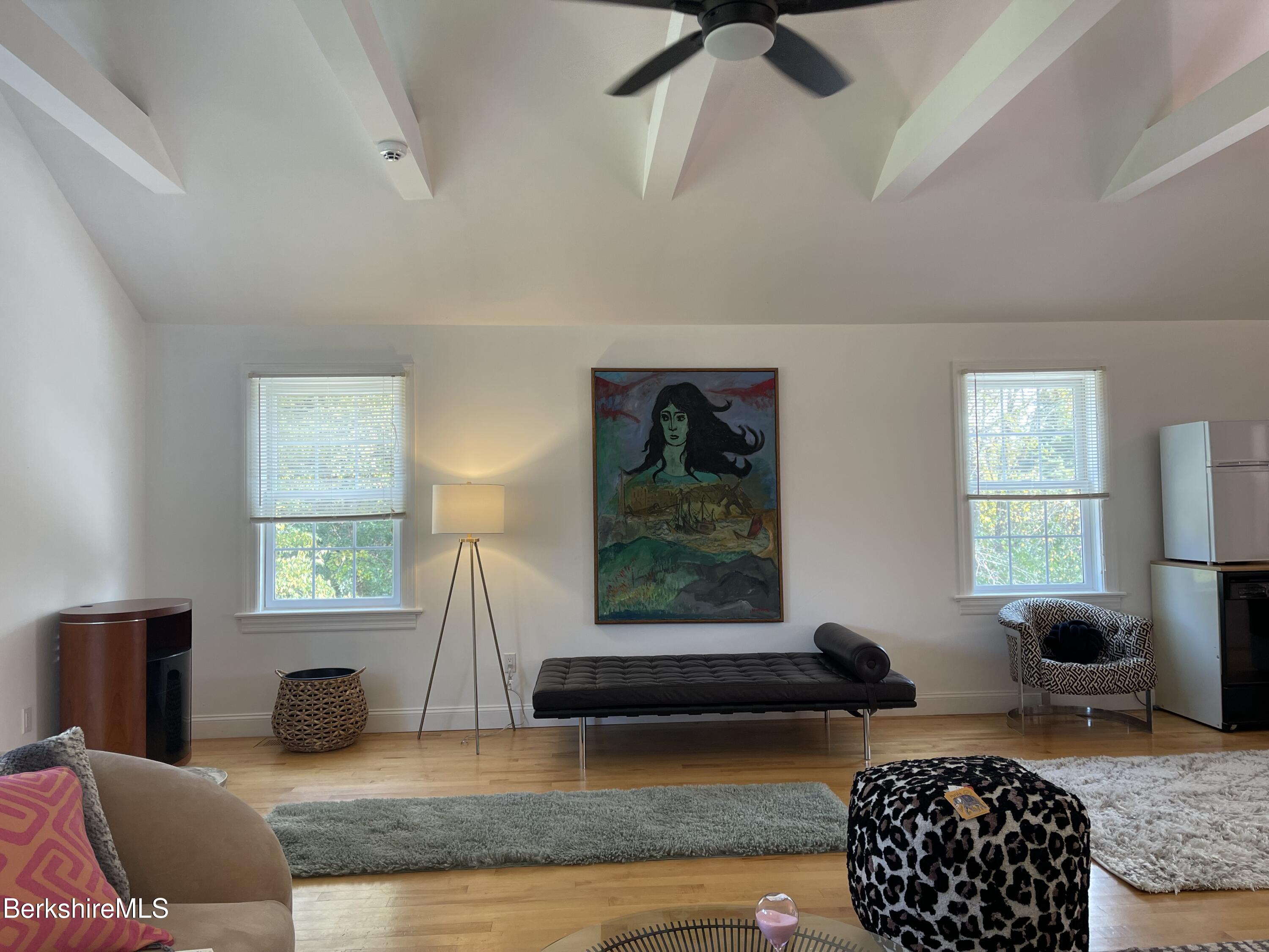 124 Egremont Plain Rd