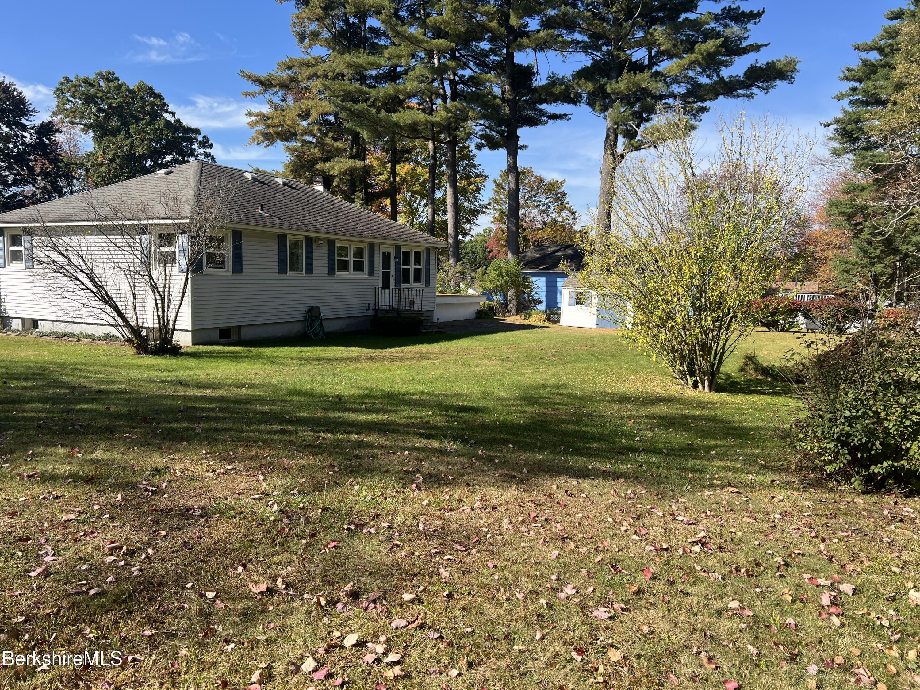 39 Highlawn Dr